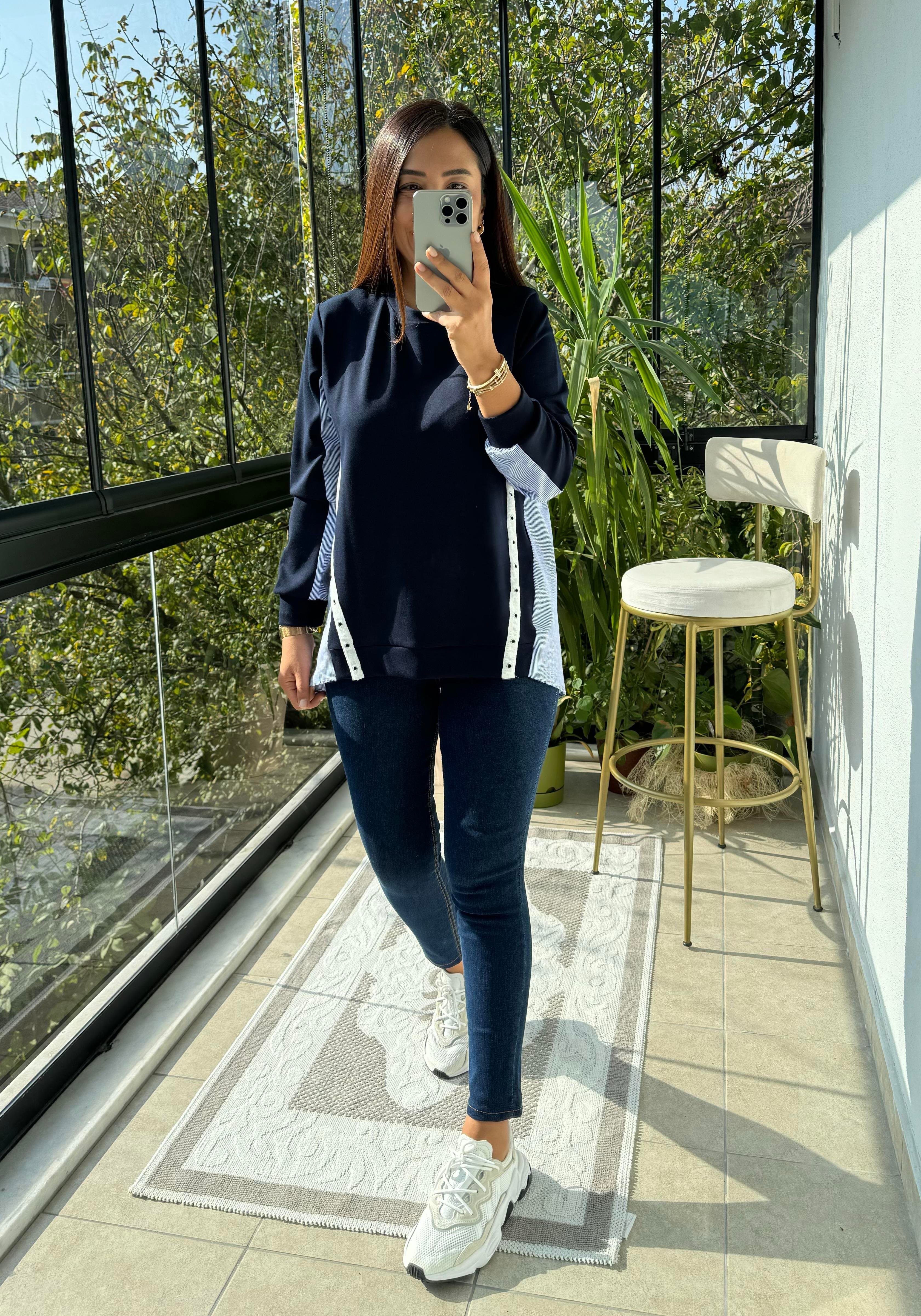 Arkası Gömlekli Sweatshirt Lacivert