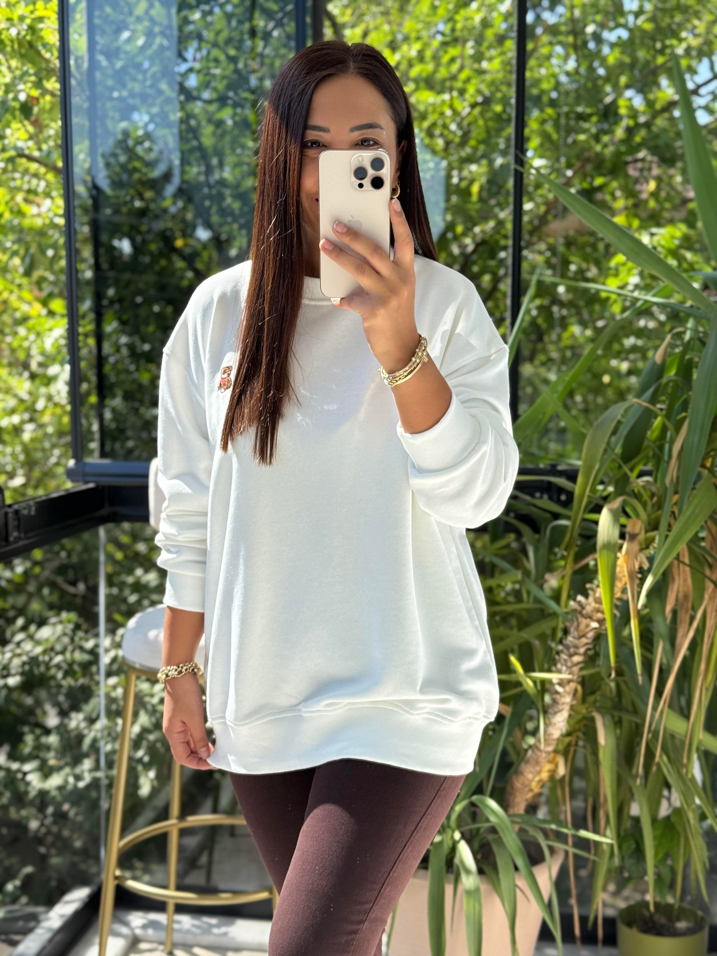 Ayıcık Nakışlı Basic Sweatshirt Beyaz