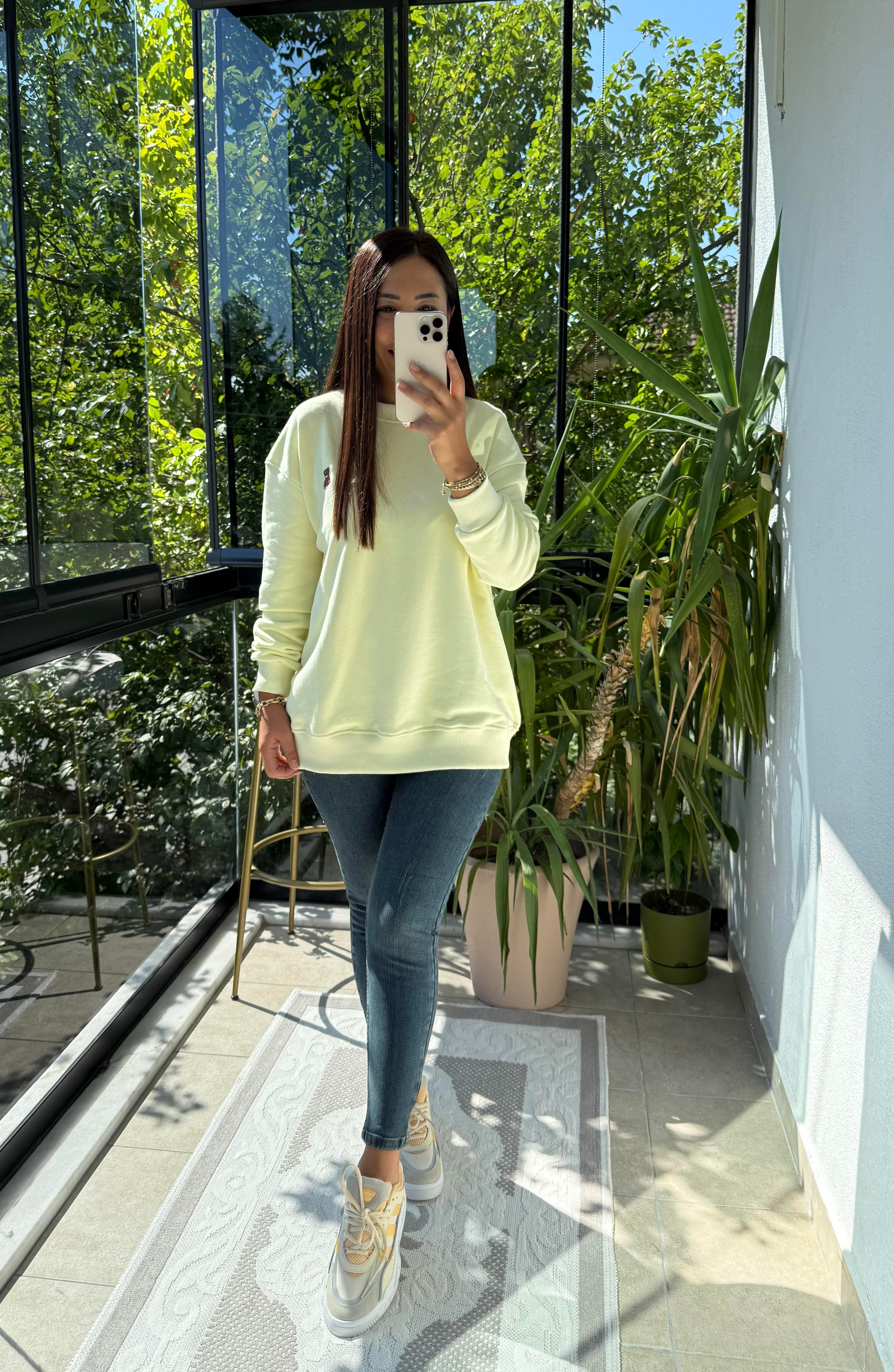 Ayıcık Nakışlı Basic Sweatshirt Limon Sarısı