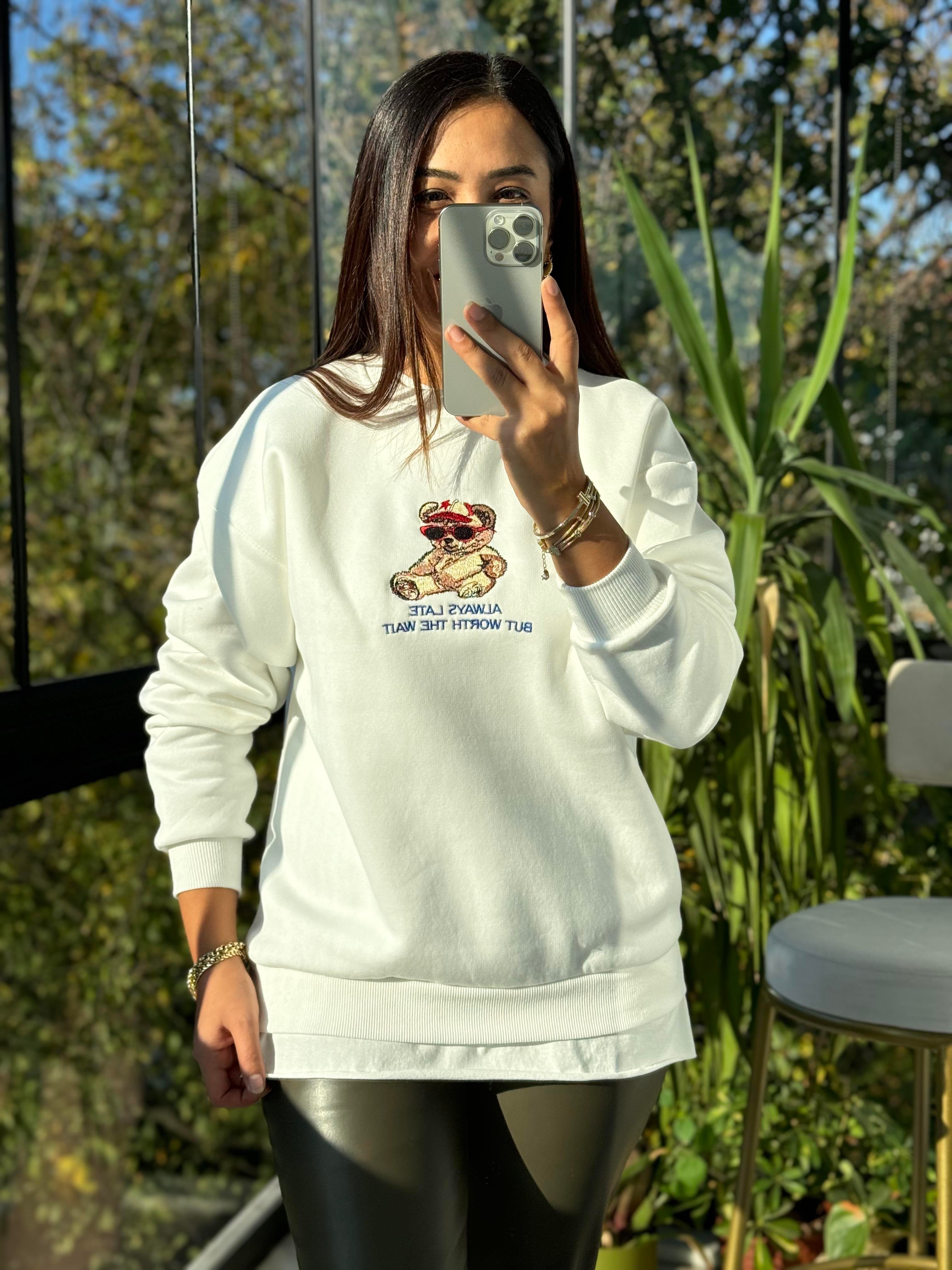 Ayıcıklı Sweatshirt Beyaz