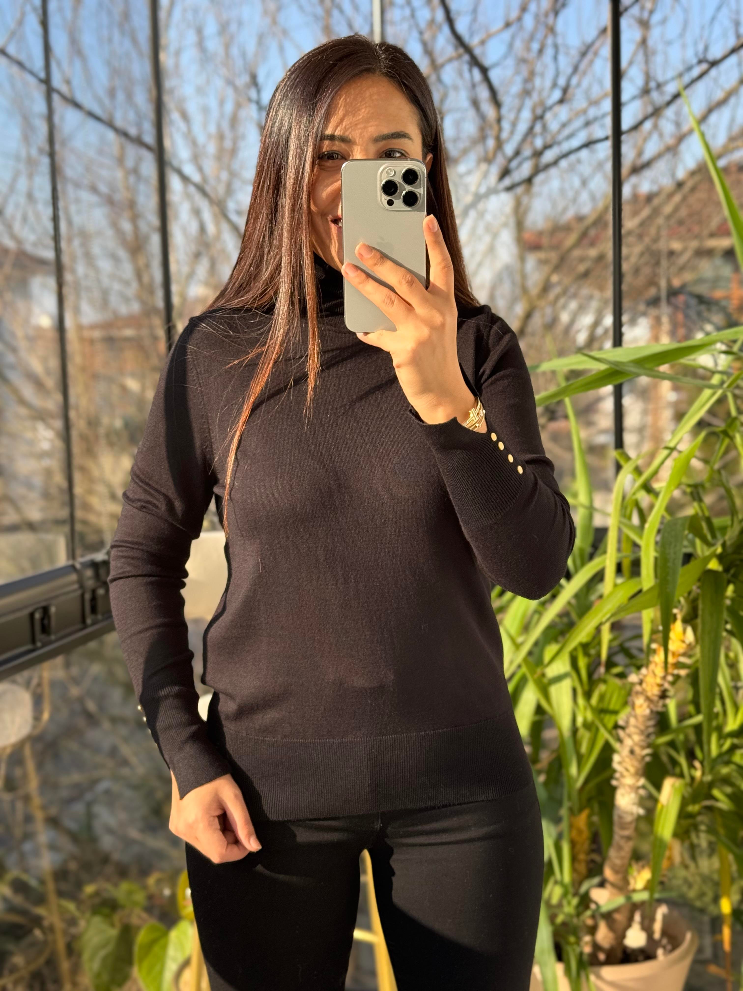 Balıkçı Yaka Manşetli Çıtçıtlı Kazak Siyah