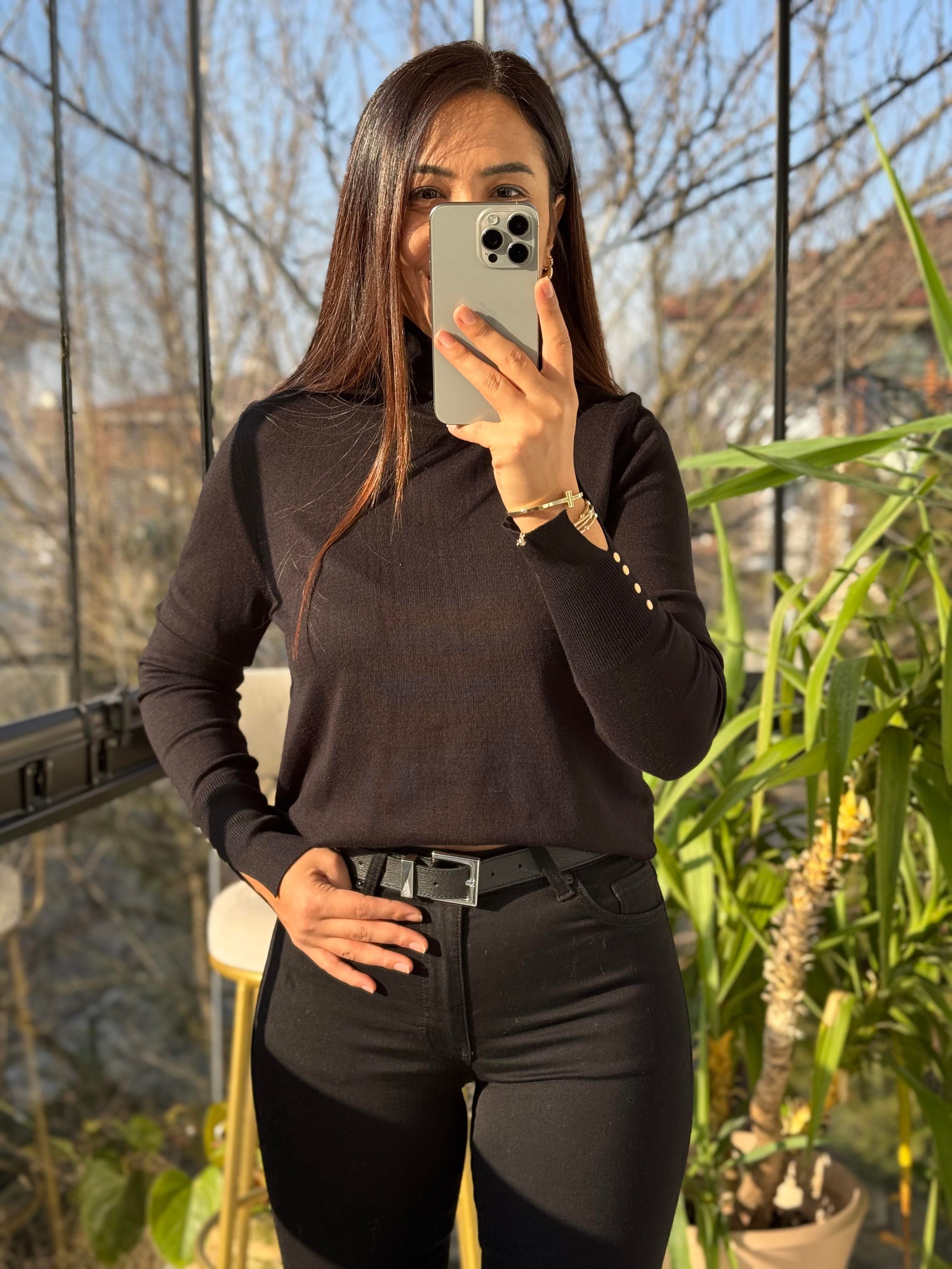 Balıkçı Yaka Manşetli Çıtçıtlı Kazak Siyah