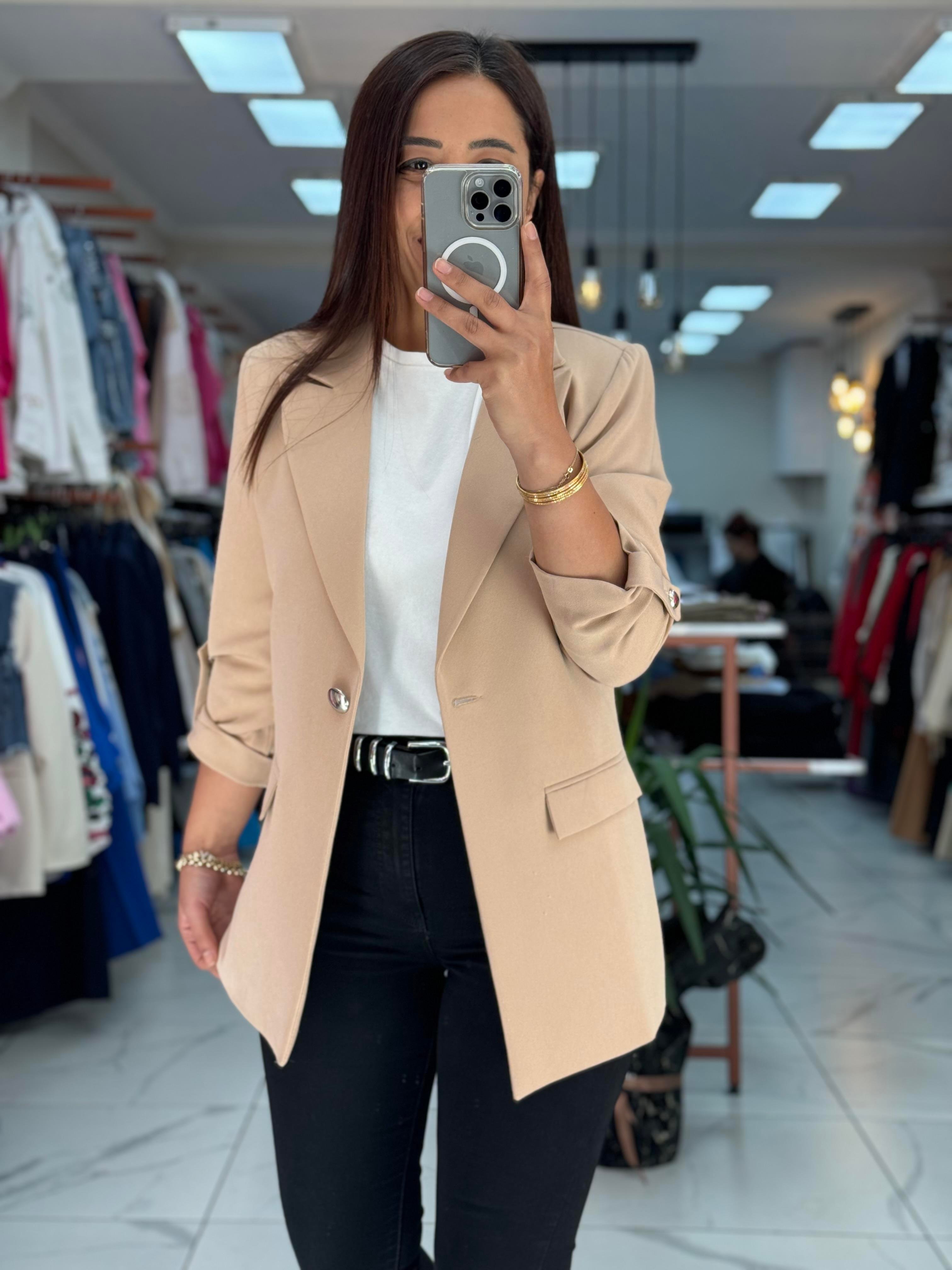 Bej Kolu Düğmeli Blazer Ceket