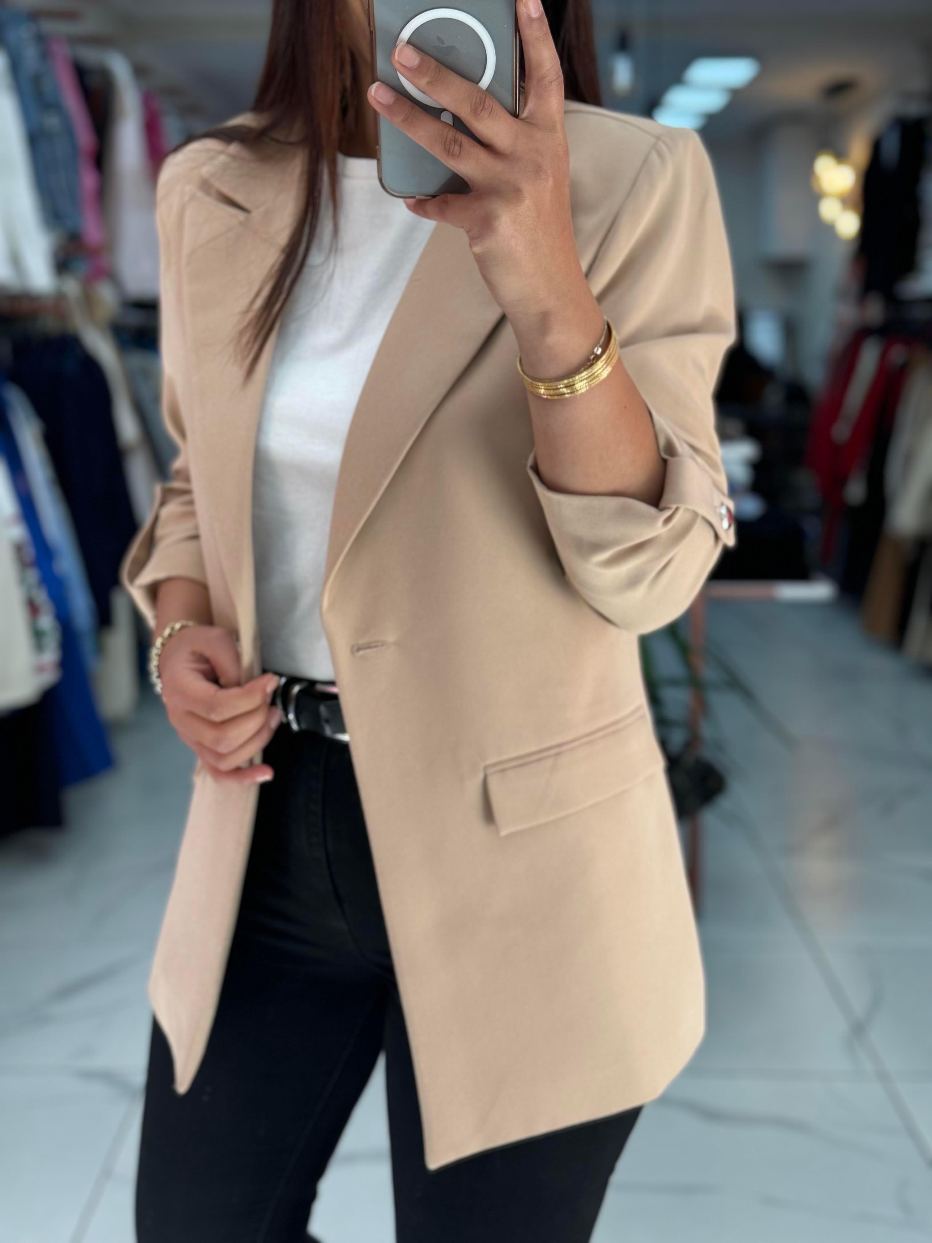 Bej Kolu Düğmeli Blazer Ceket