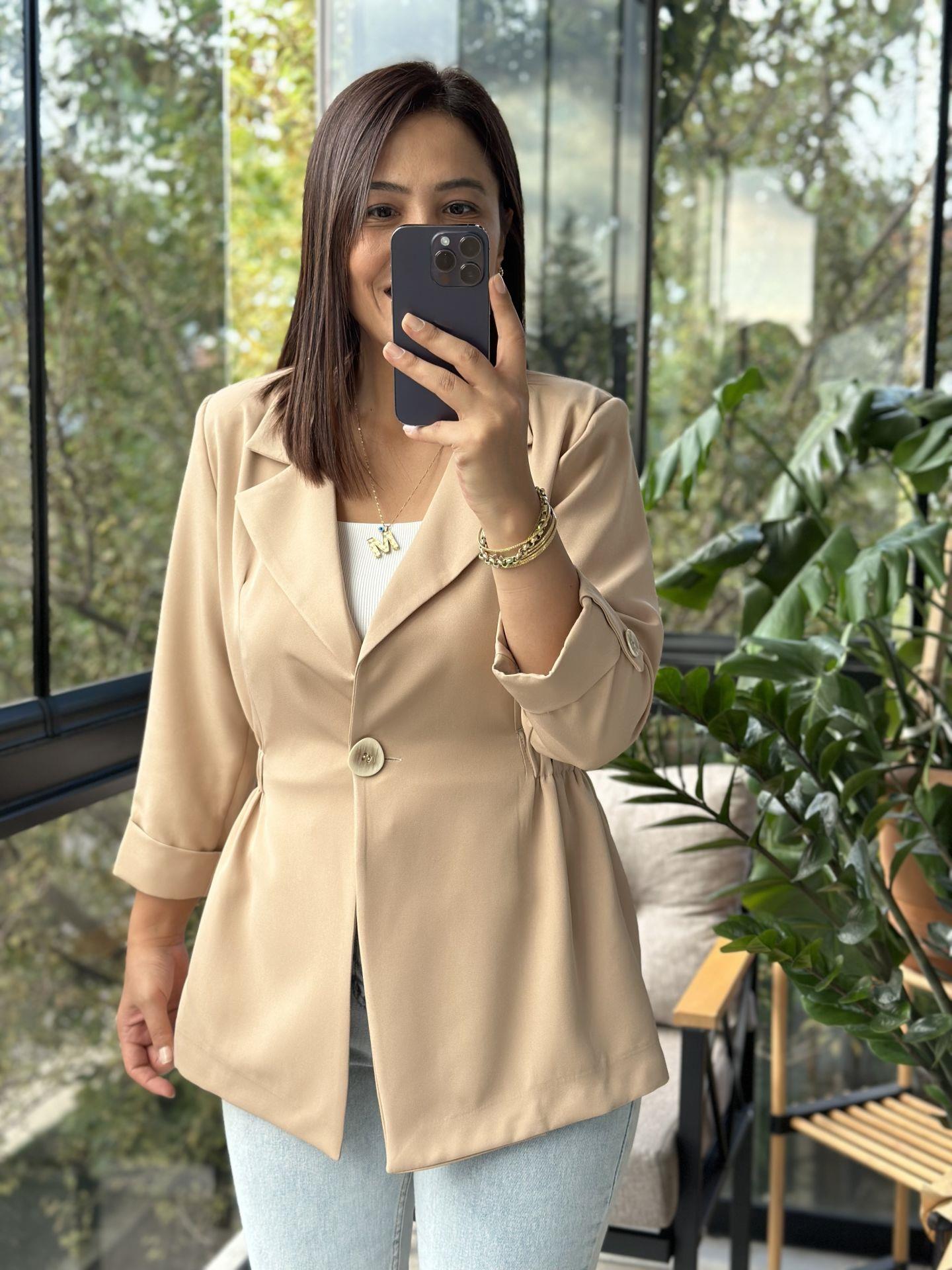 Beli Büzgülü Blazer Ceket Bej