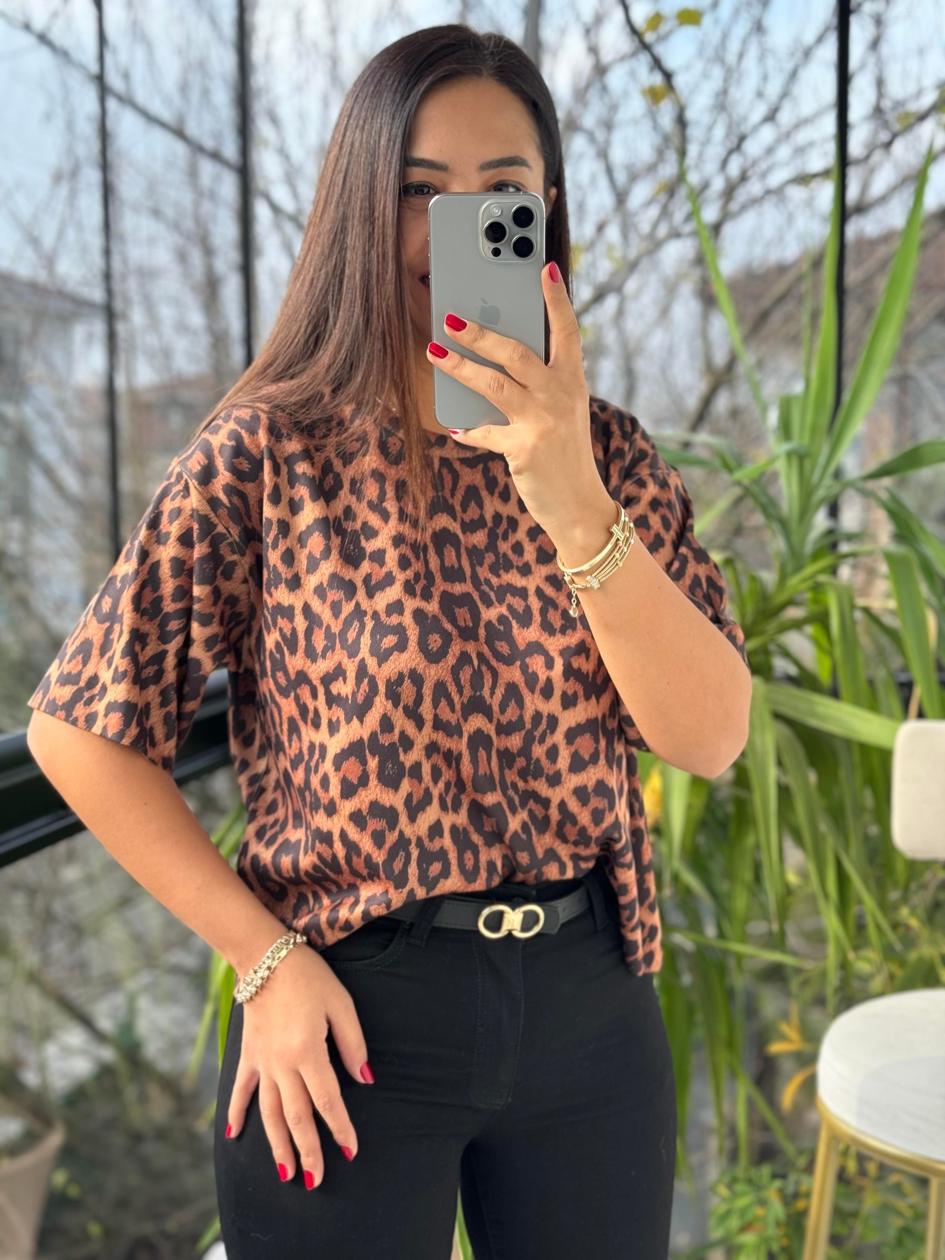 Bisiklet Yaka Leopar Baskılı Bluz Camel