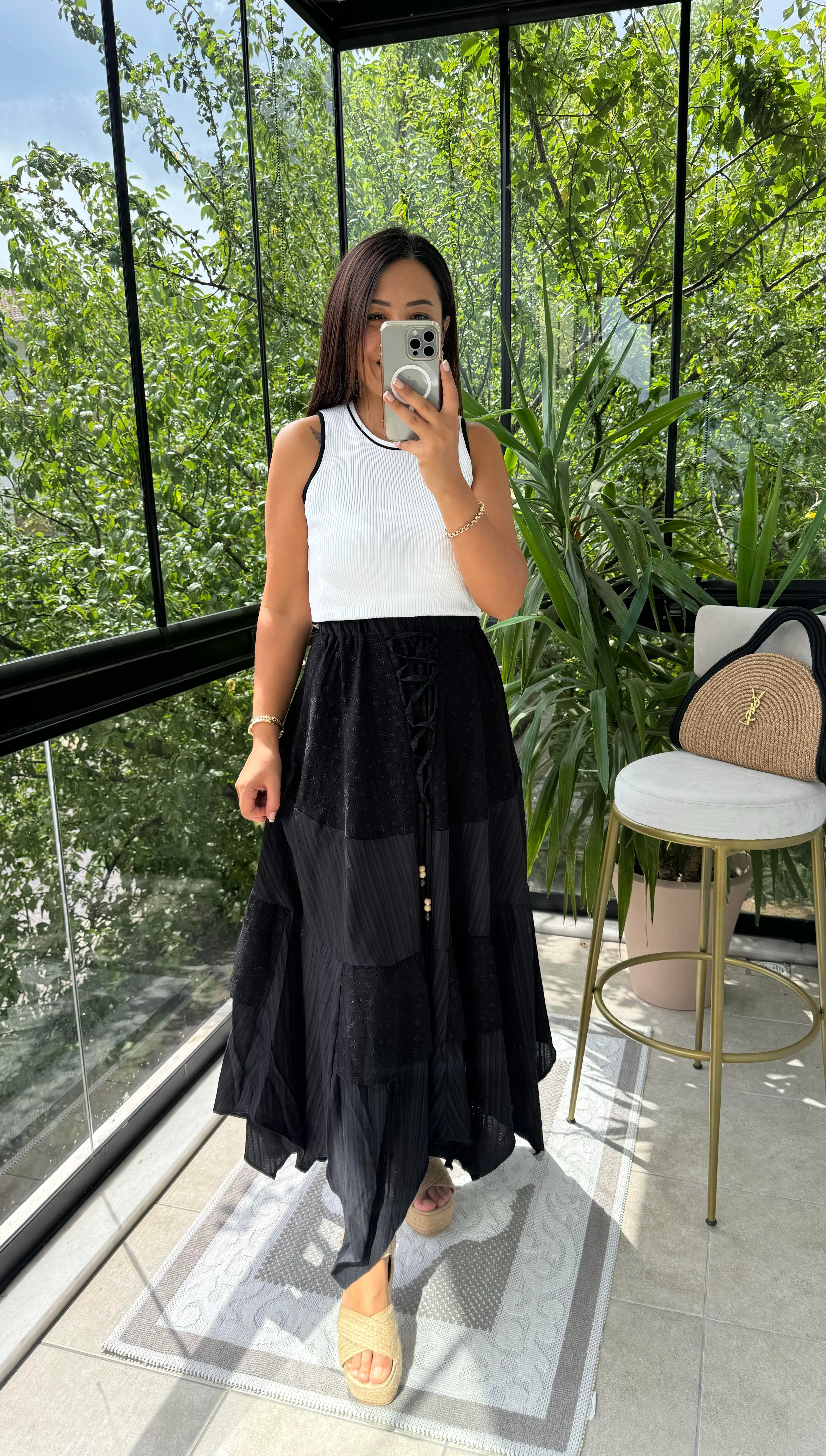 Brode Parçalı Etek Siyah