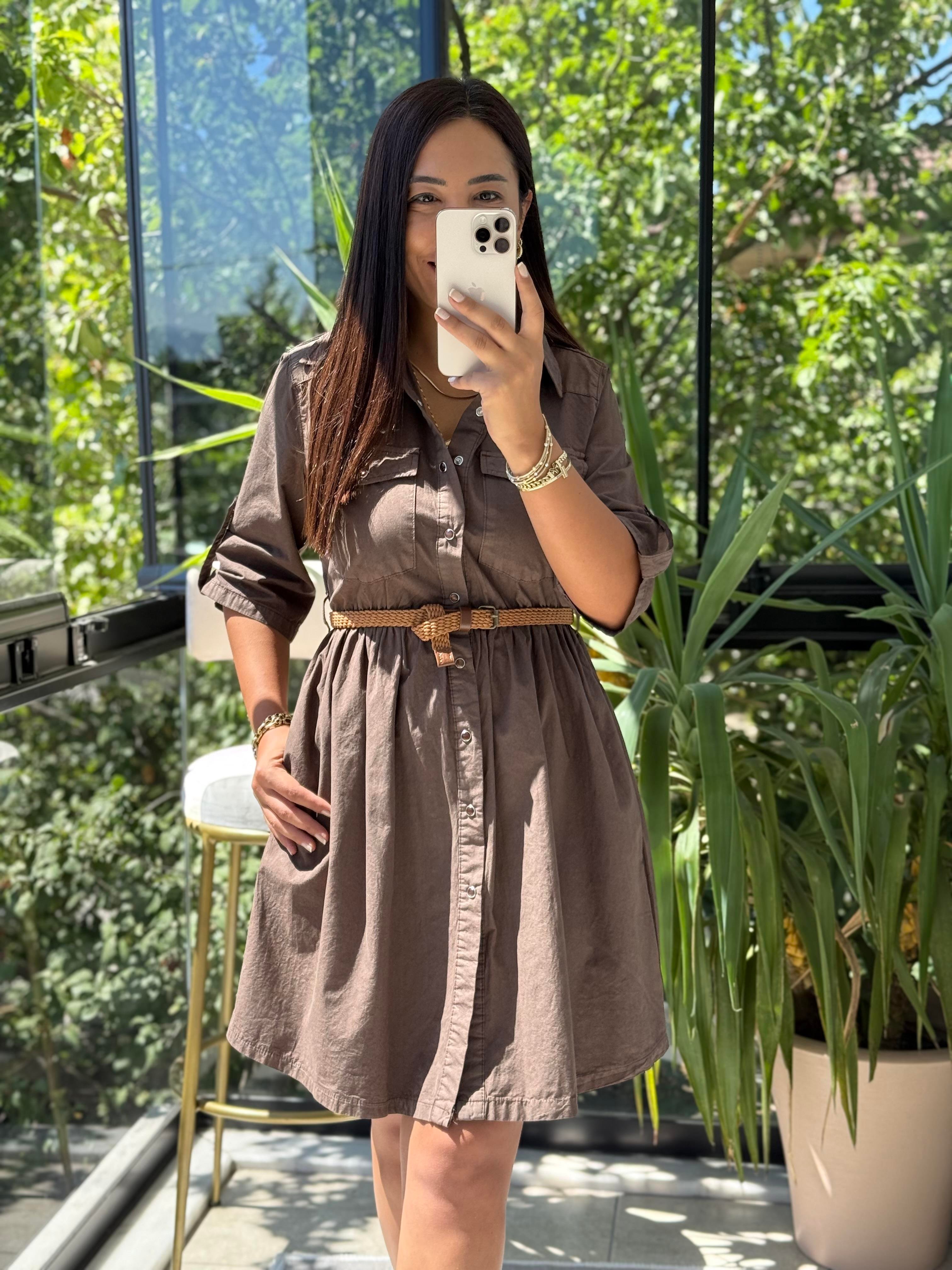 Büzgü Detaylı Kısa Kot Elbise kahve