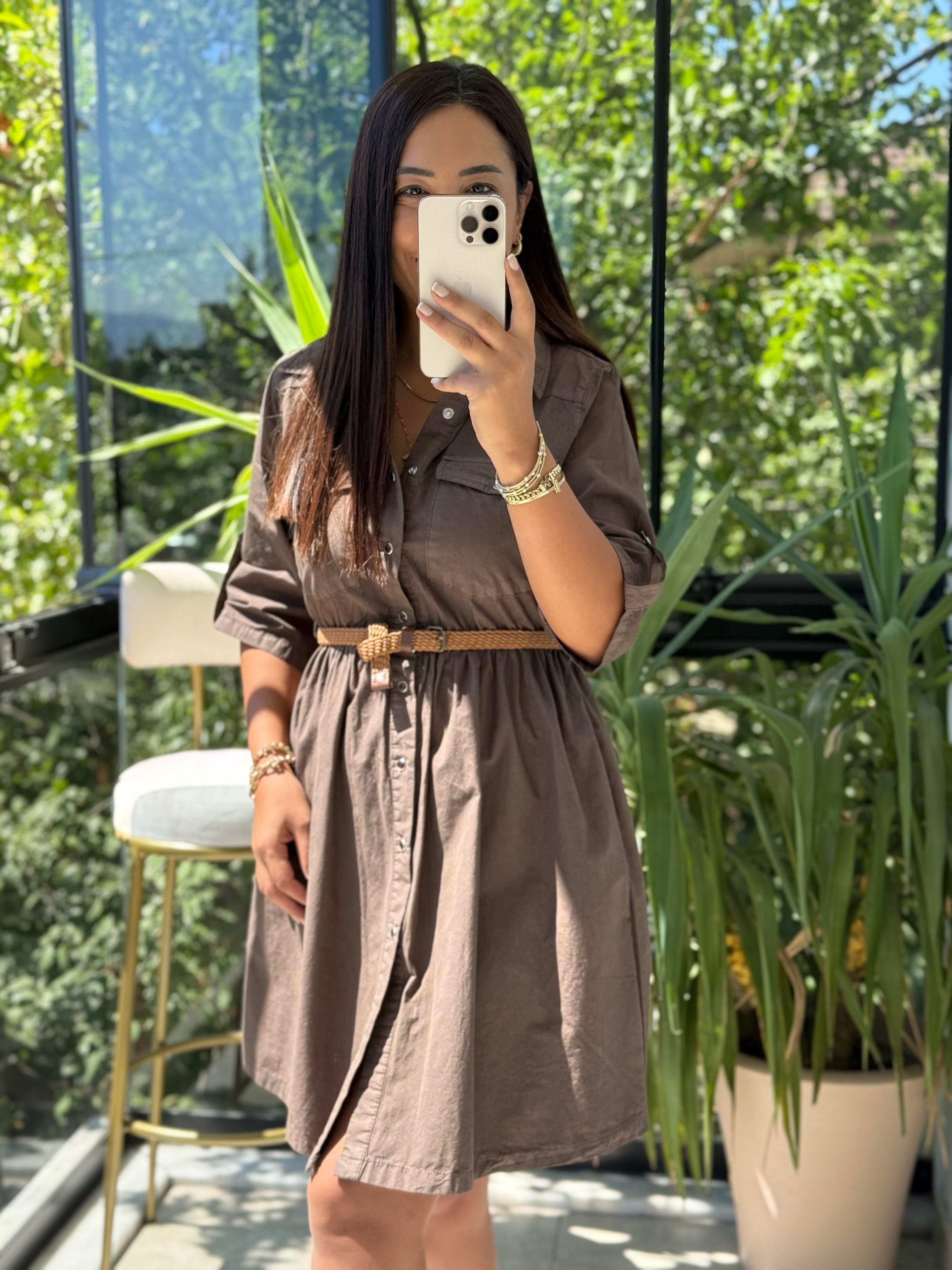 Büzgü Detaylı Kısa Kot Elbise kahve