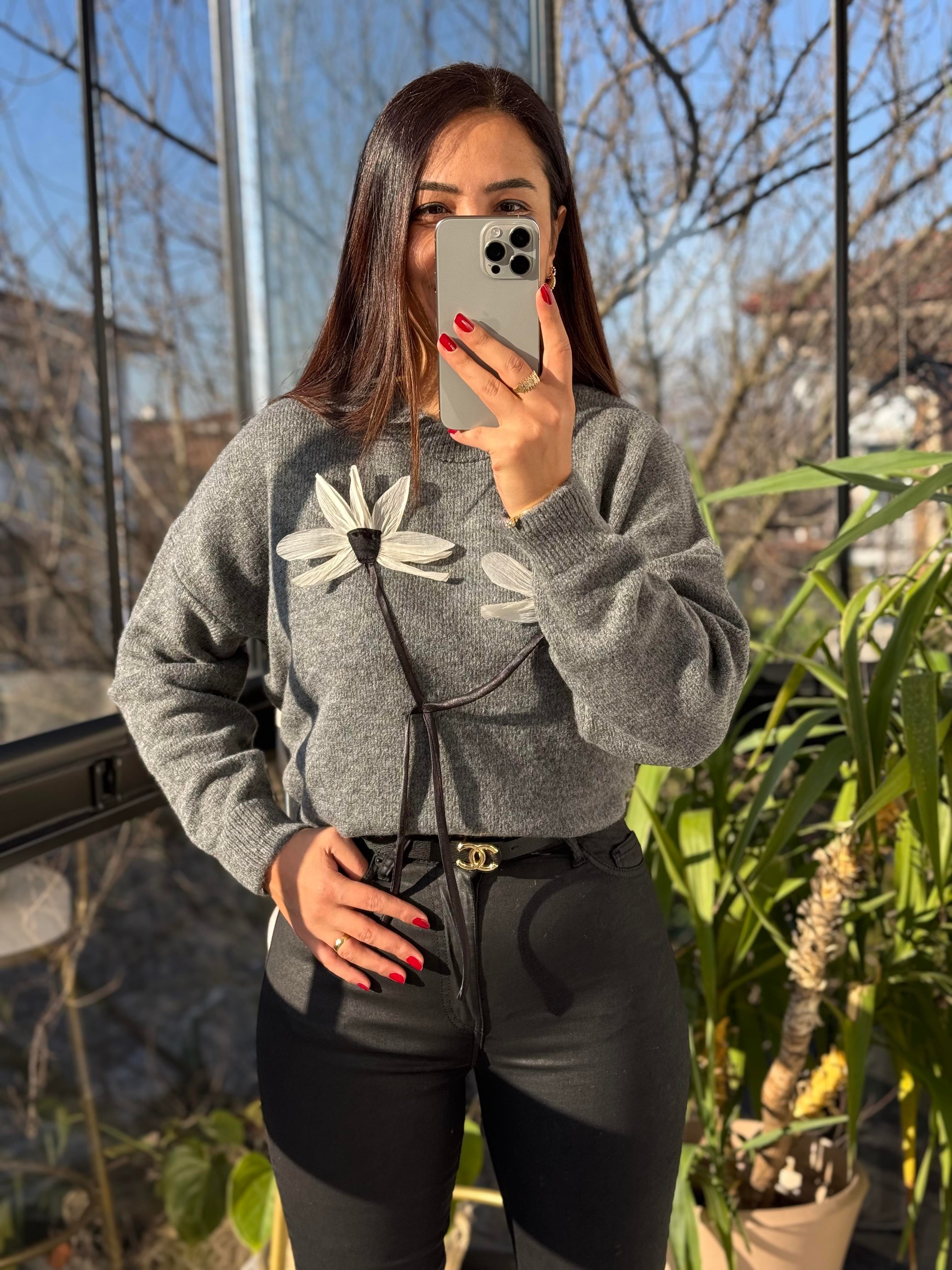 Çiçek Bağlamalı Kazak Antrasit