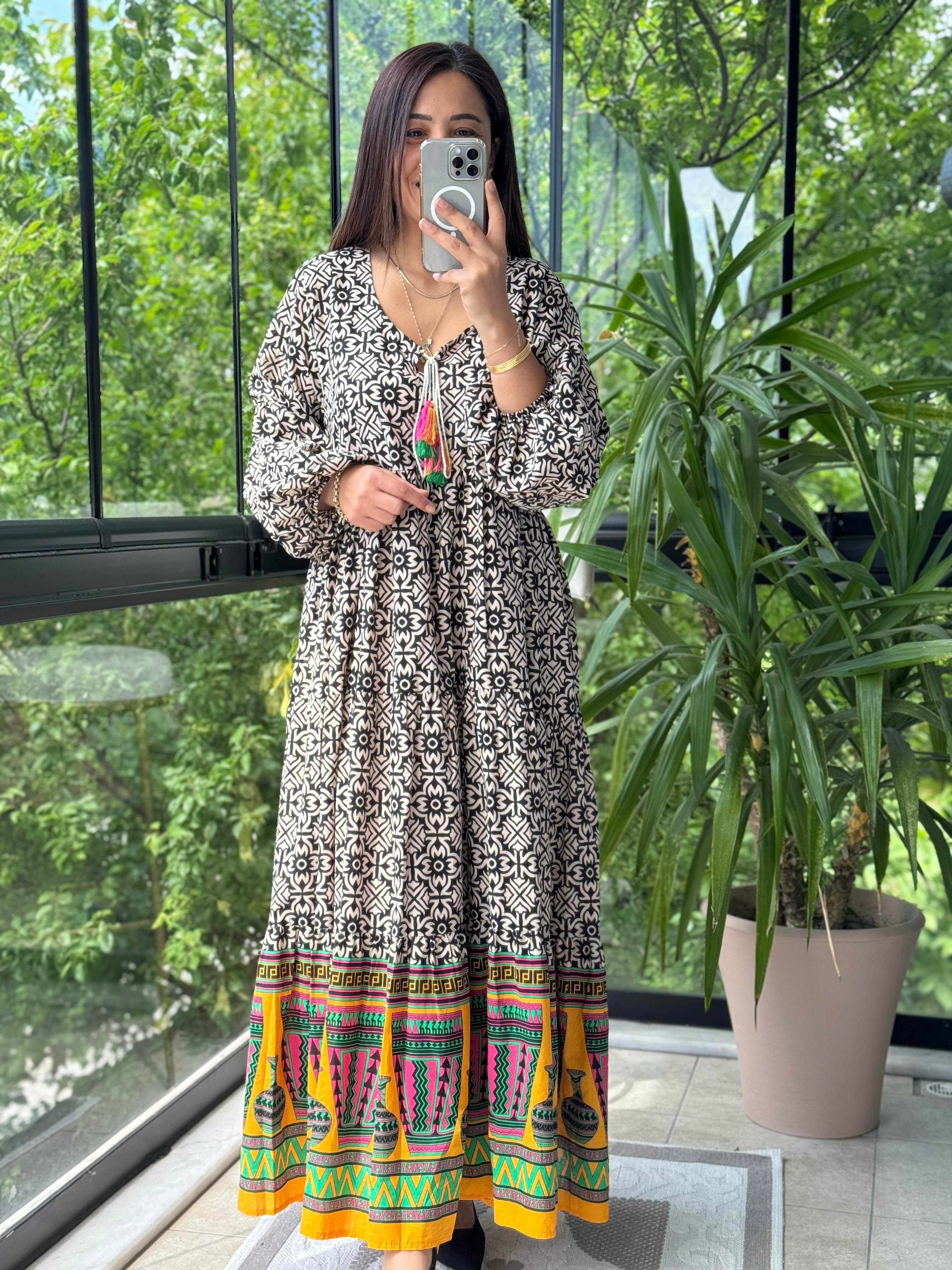 Desenli Pamuklu Elbise Siyah