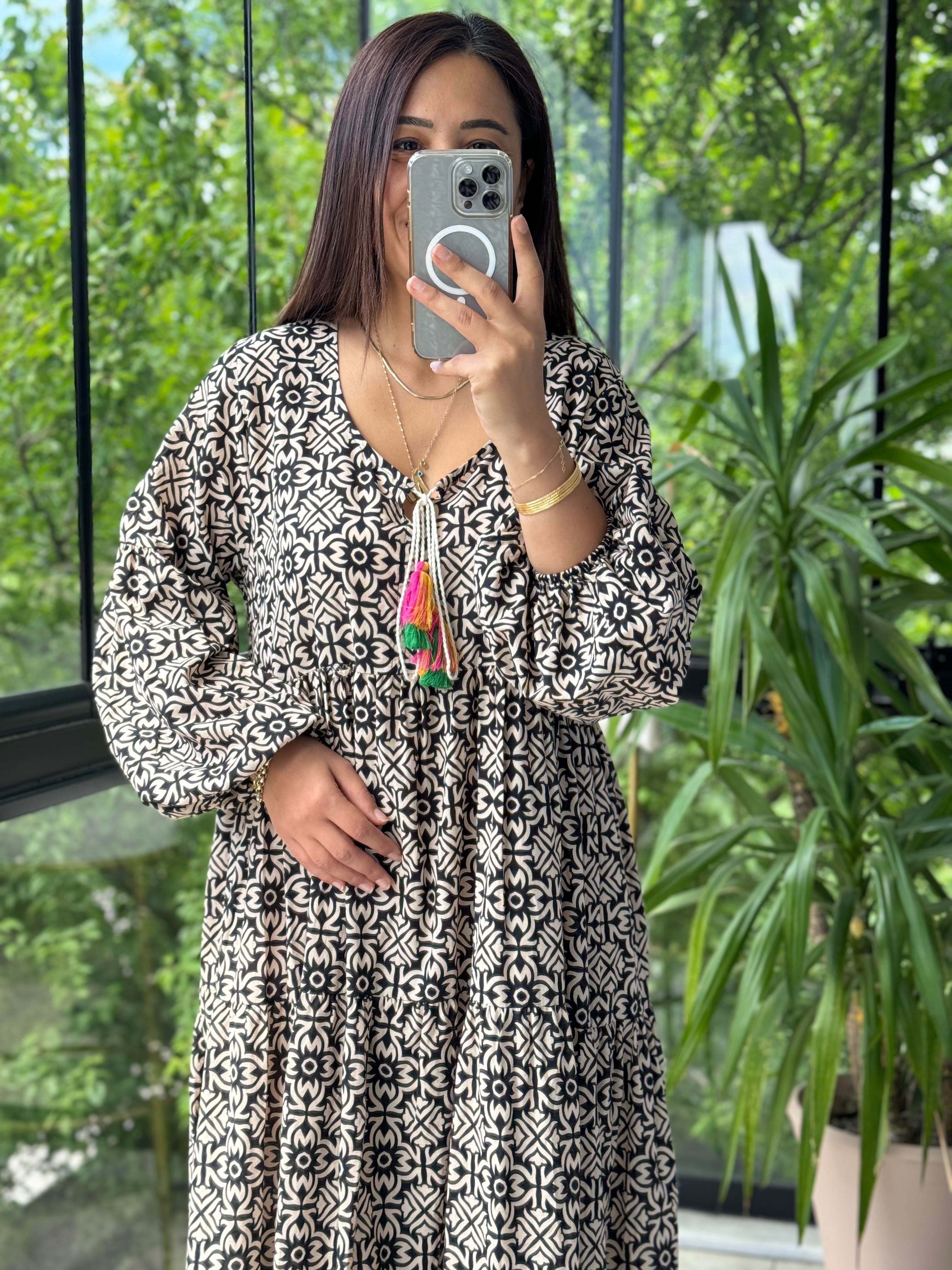 Desenli Pamuklu Elbise Siyah