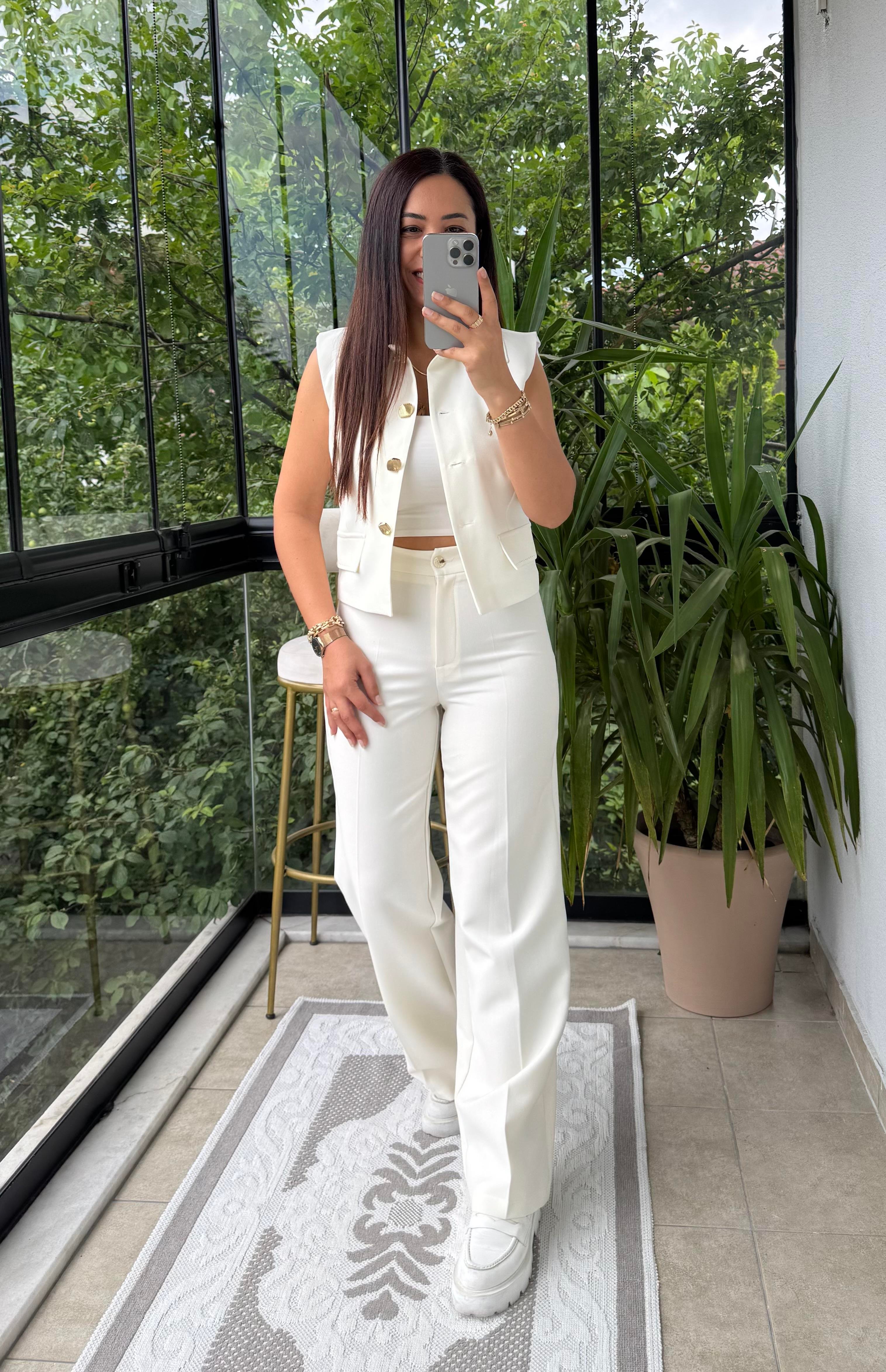 Dikiş Detaylı Yelek Beyaz