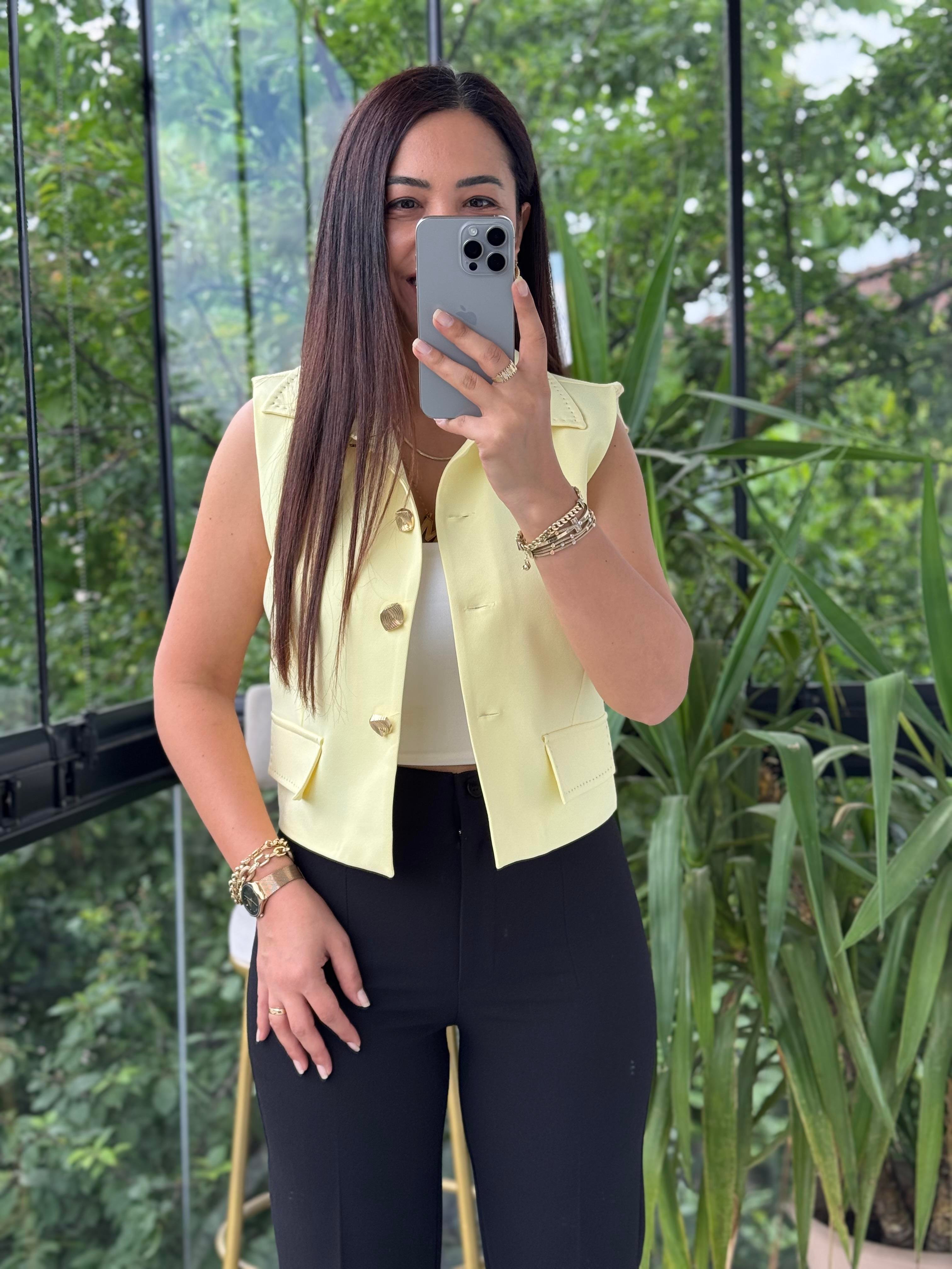 Dikiş Detaylı Yelek Sarı