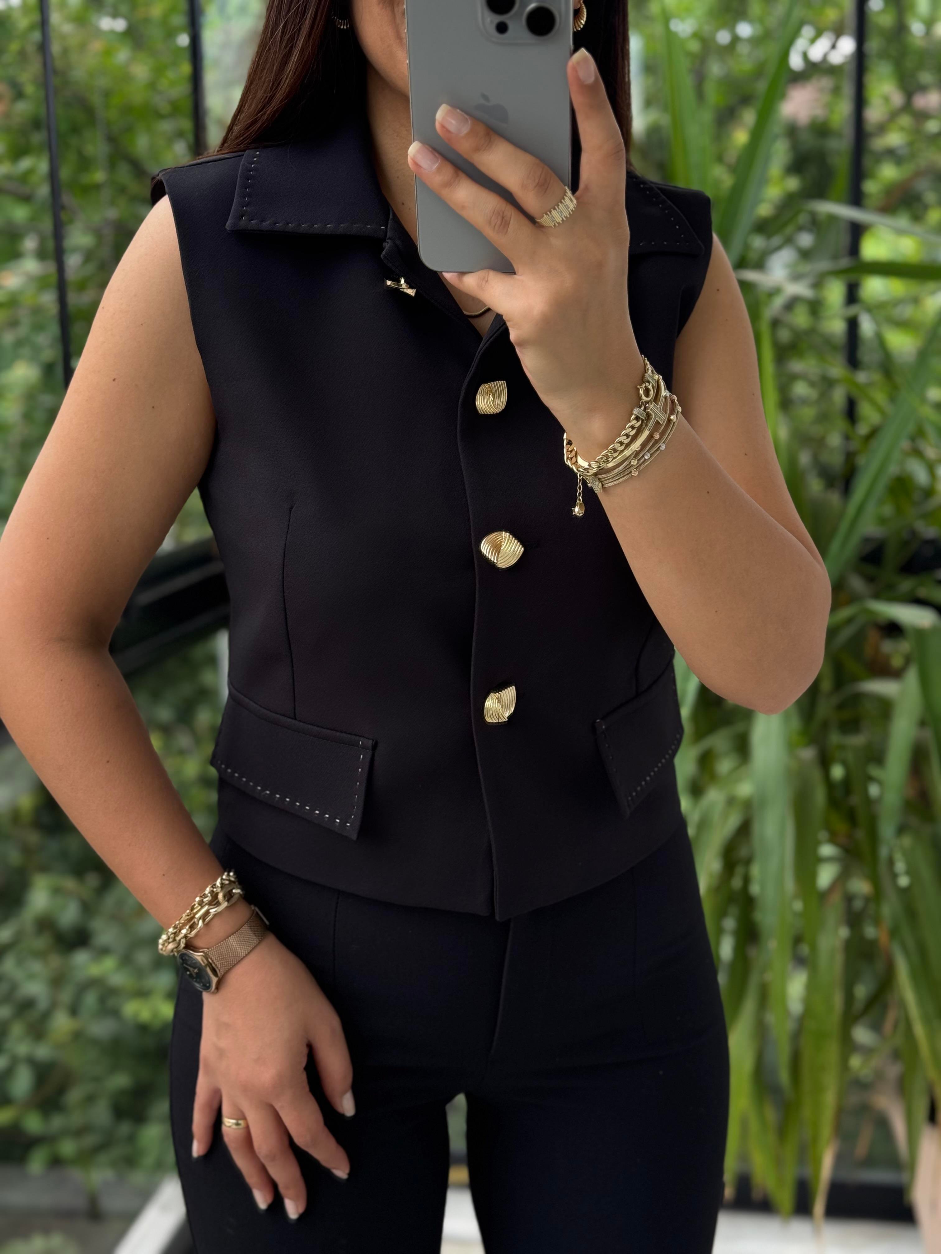 Dikiş Detaylı Yelek Siyah