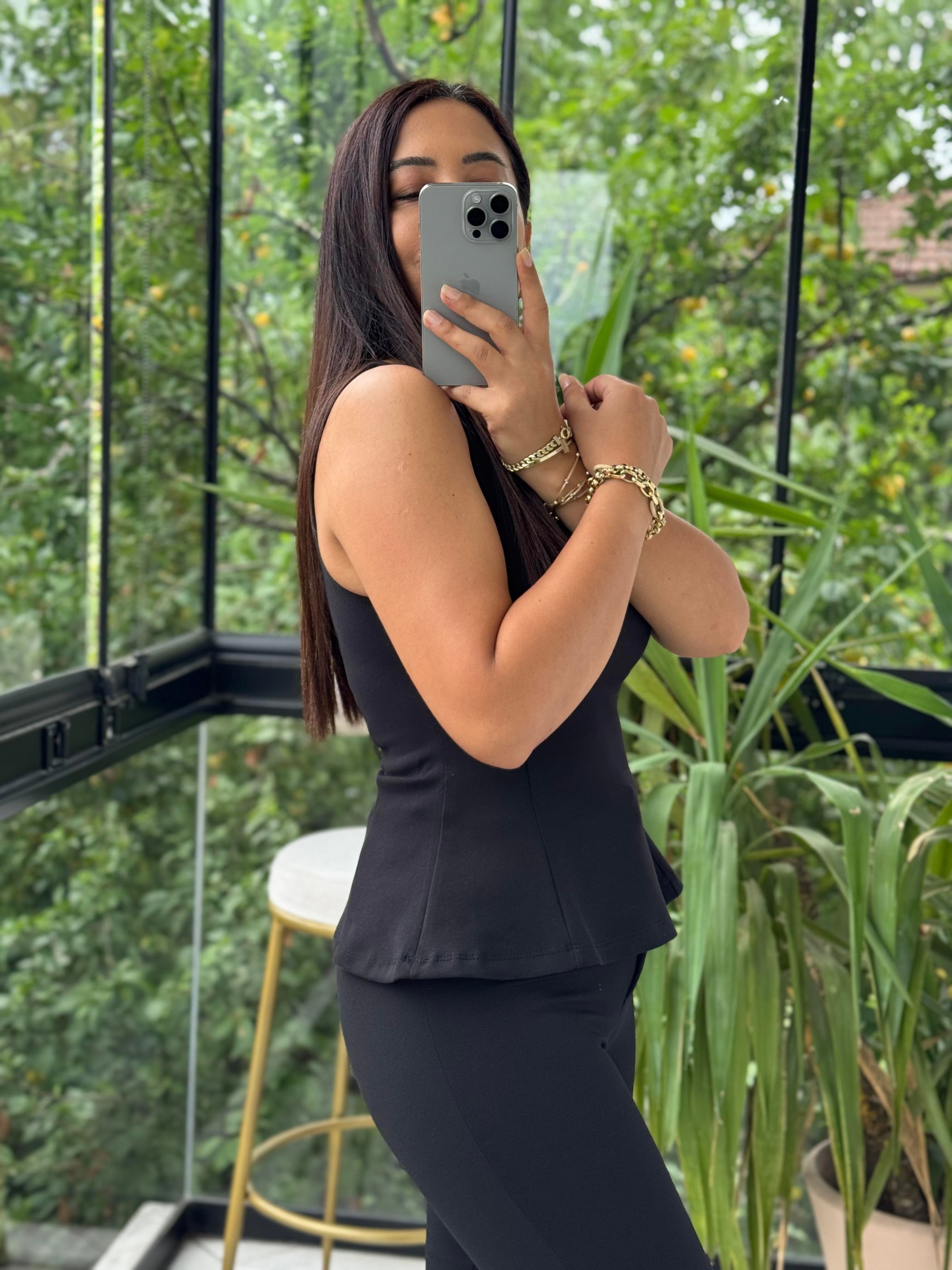 Dilvin Kayık Yaka Peplum Bluz Siya