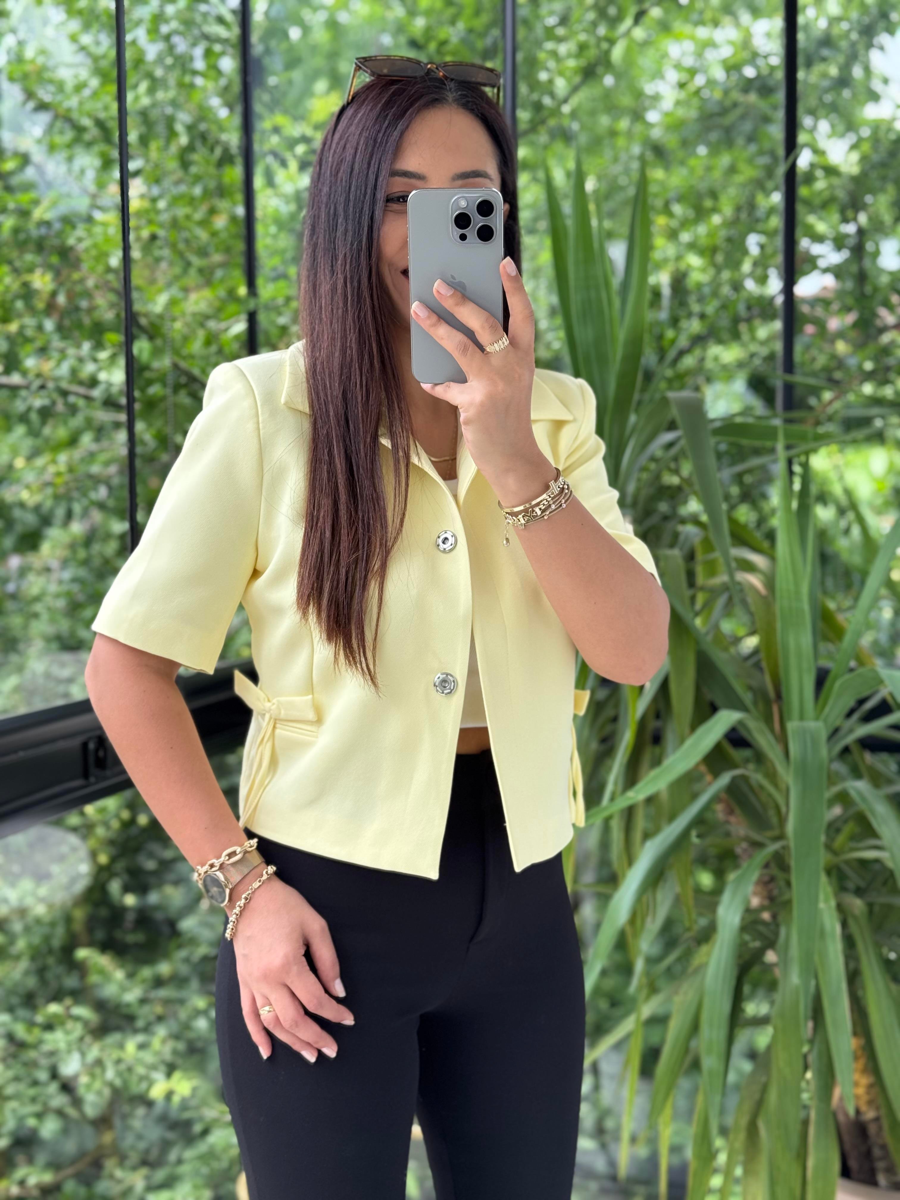 Fiyonk Detaylı Kısa Kol Blazer Sarı