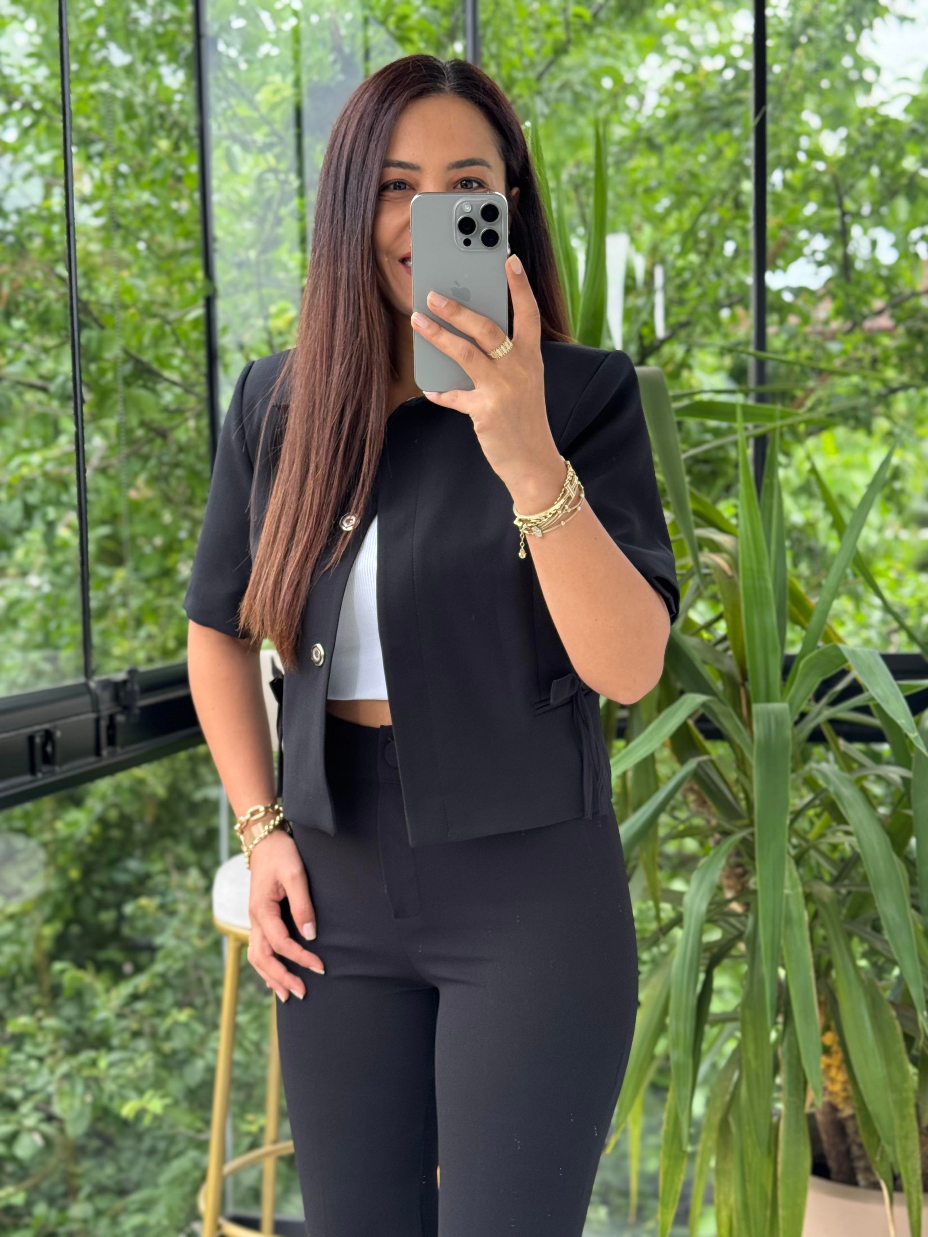 Fiyonk Detaylı Kısa Kol Blazer Siyah