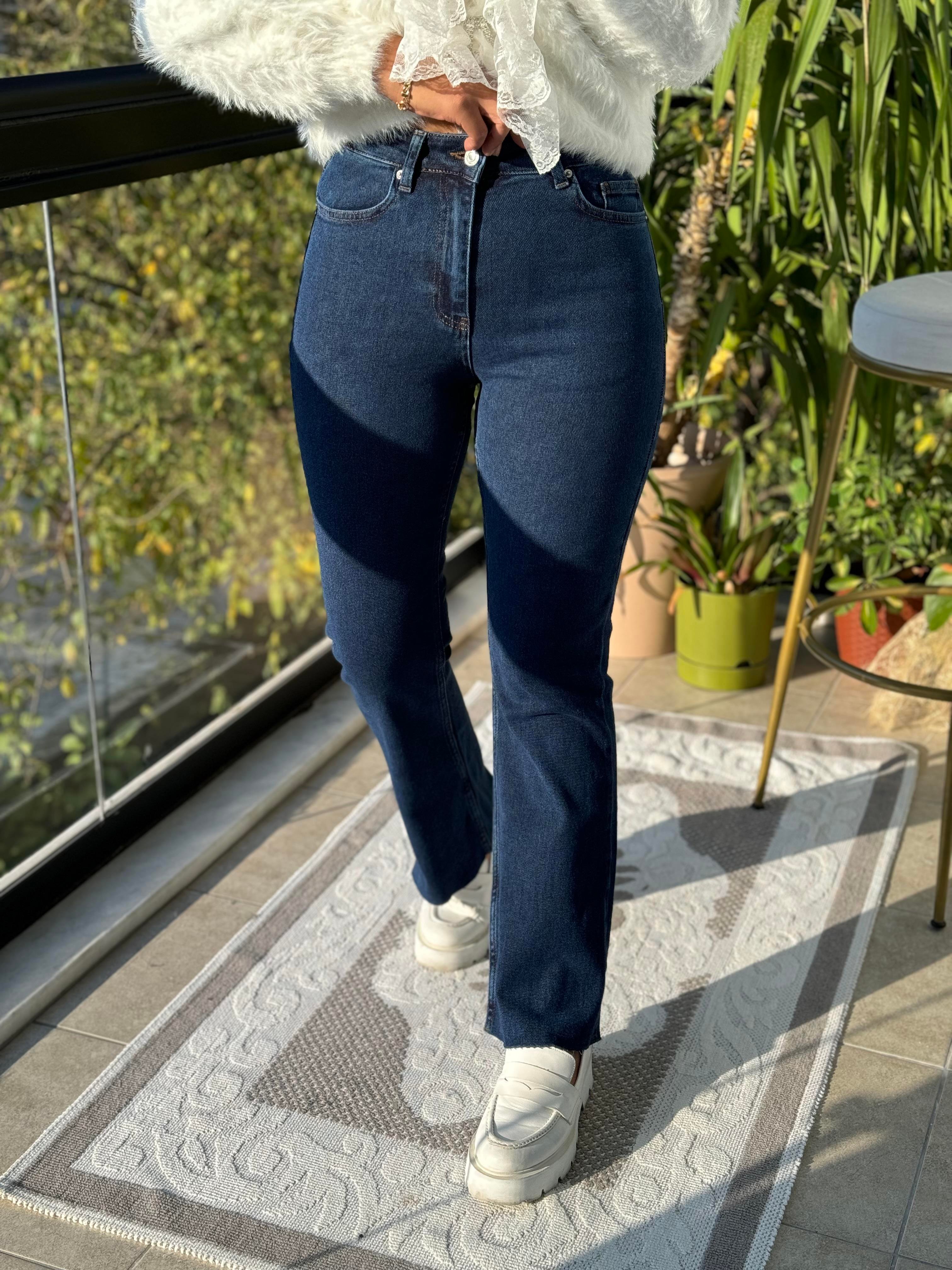 Flare İspanyol Dikişsiz Paça Mom Fit Jean Lacivert