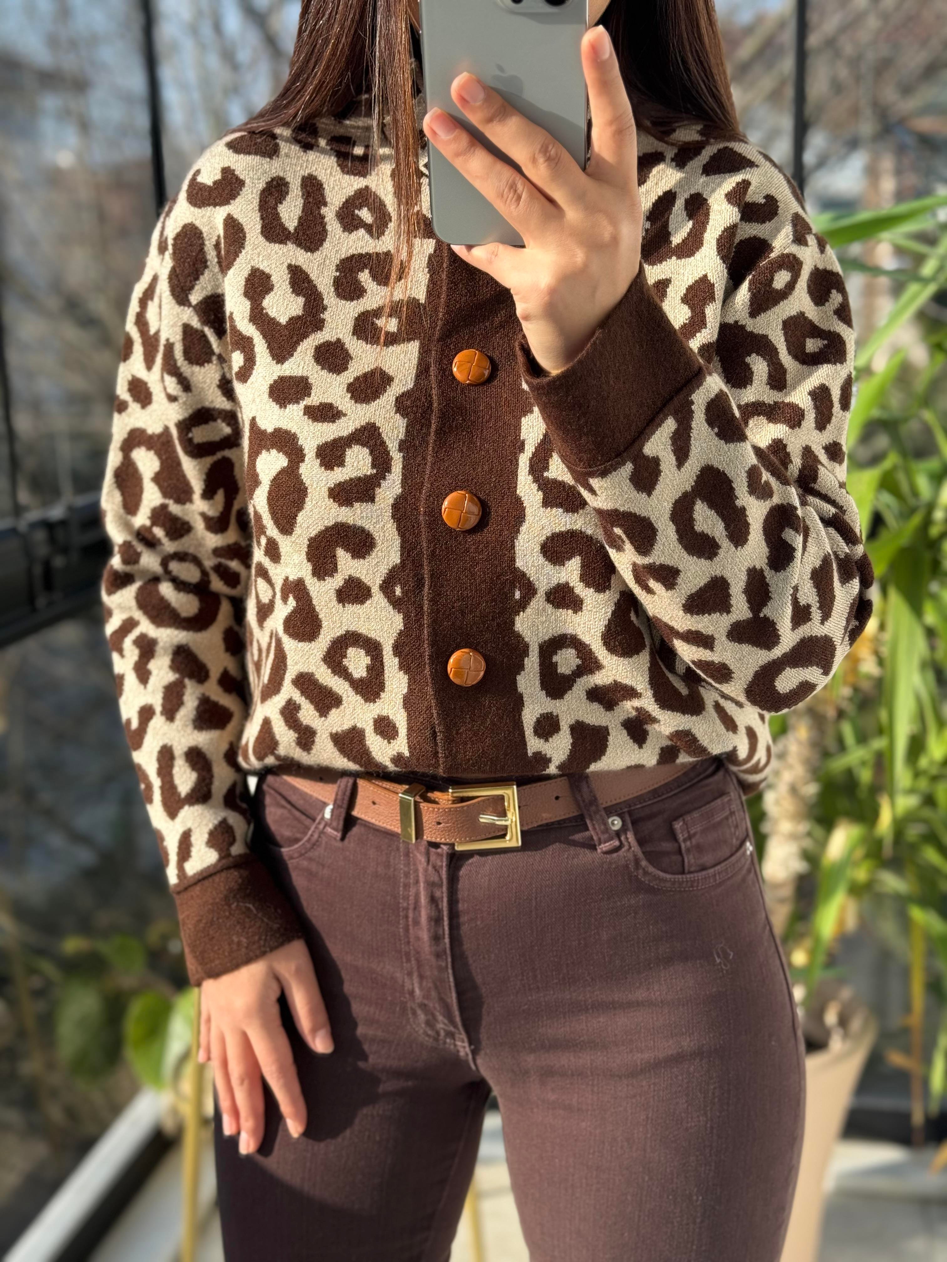 Geniş Patlı Leopar Hırka Bej