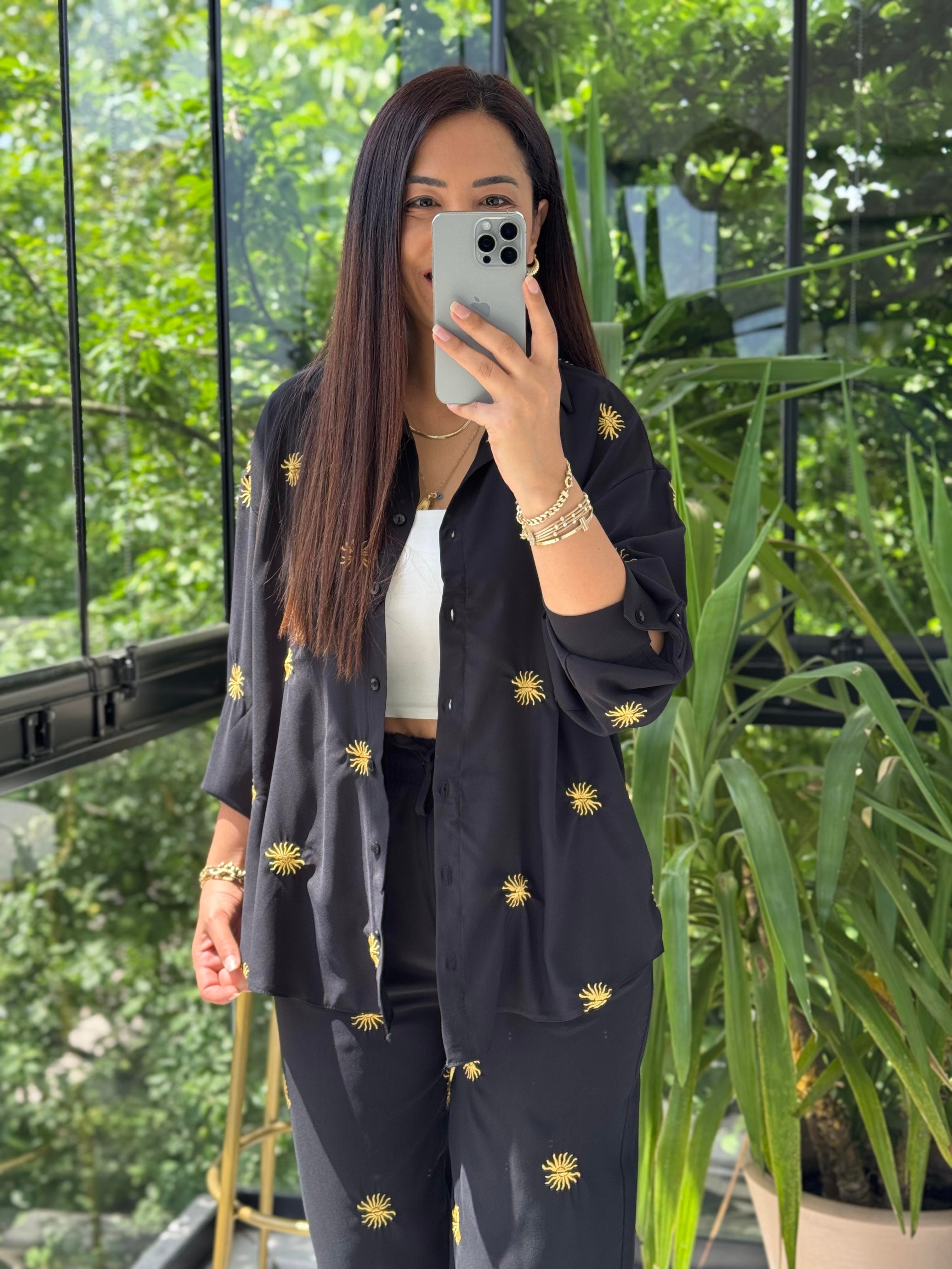 Gökyüzü Nakışlı Takım Siyah