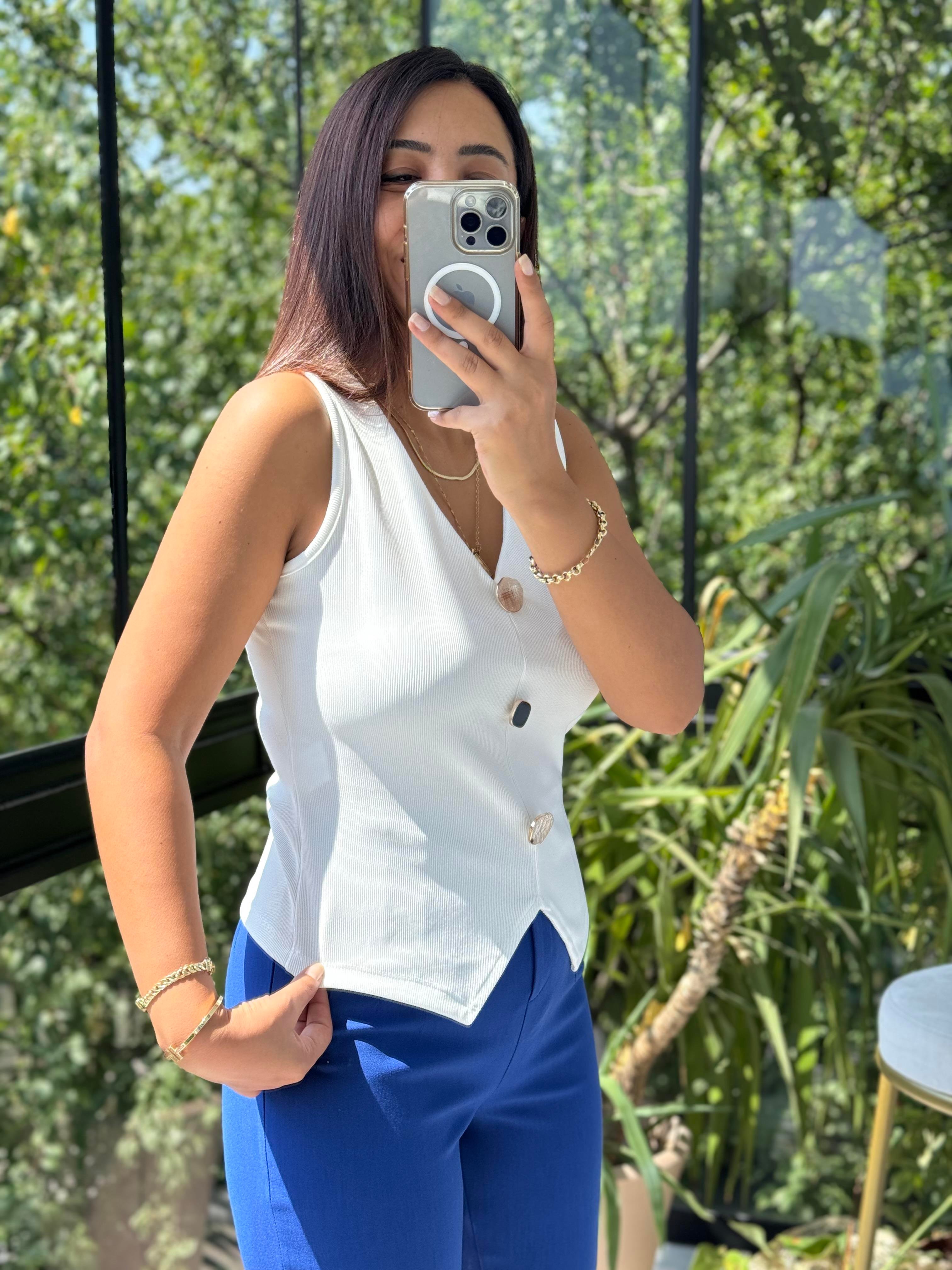 Gold Düğmeli Yelek Beyaz