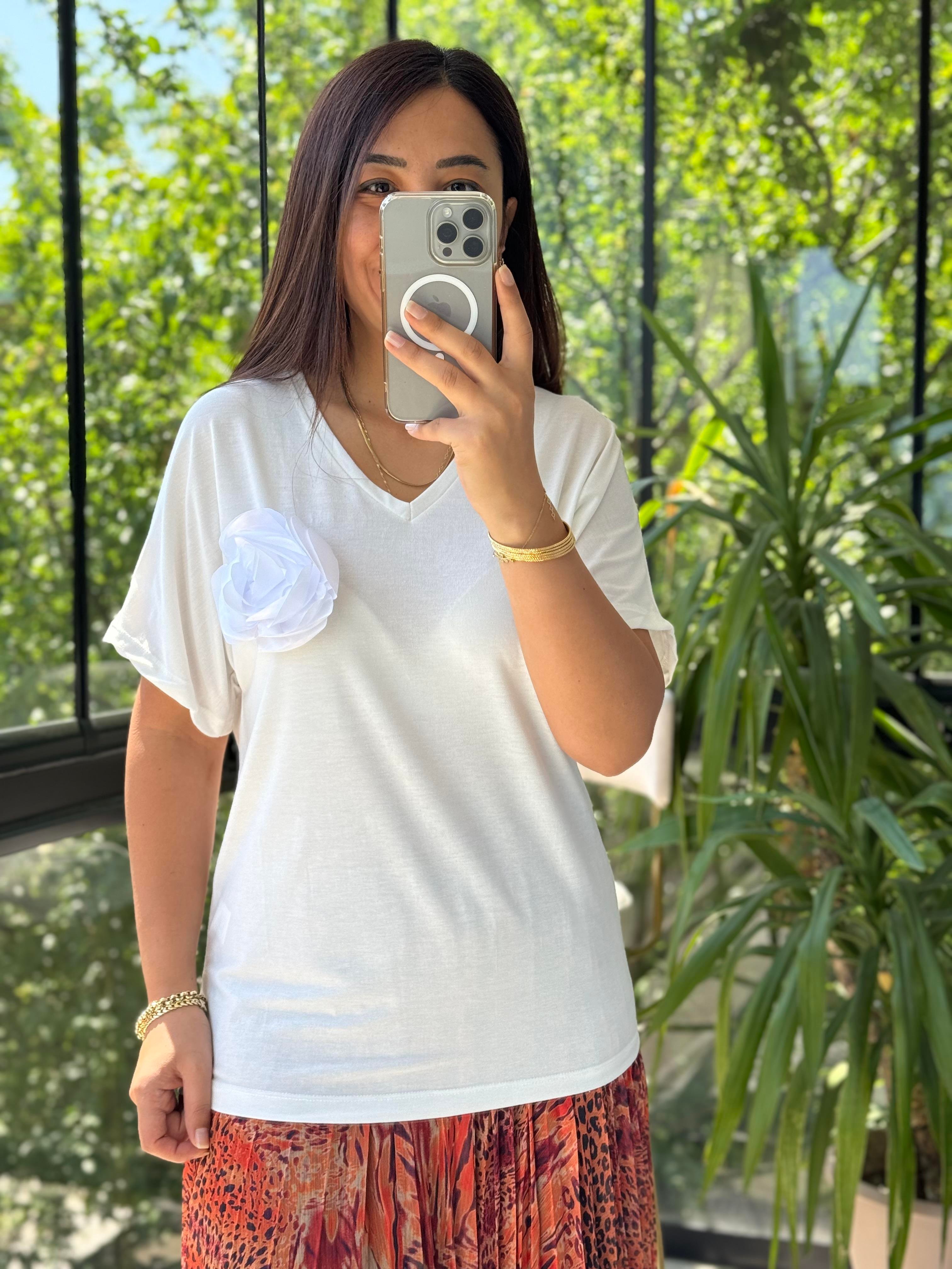 Güllü Tişört Ekru