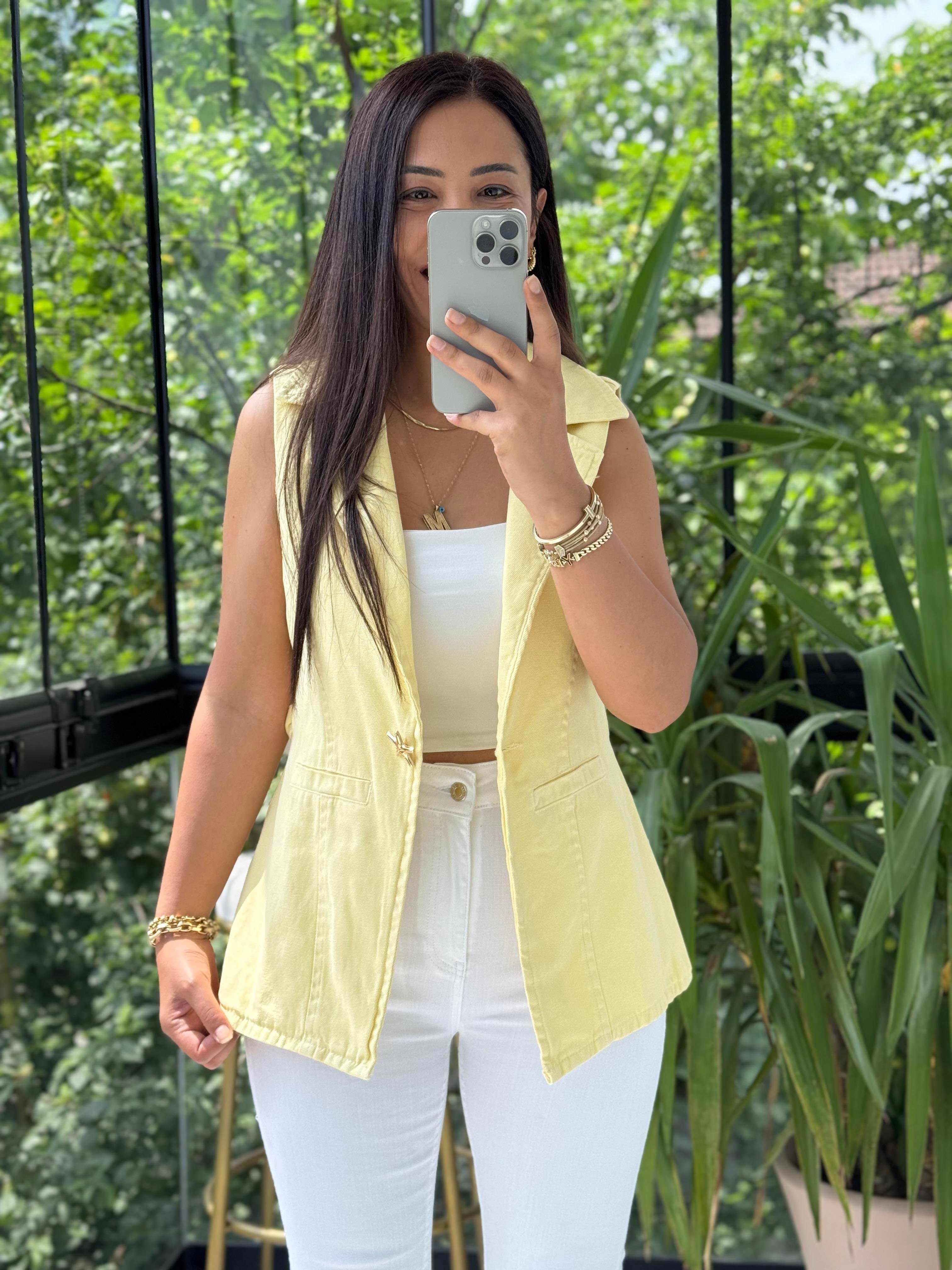 Güneş Düğmeli Gabardin Yelek Sarı