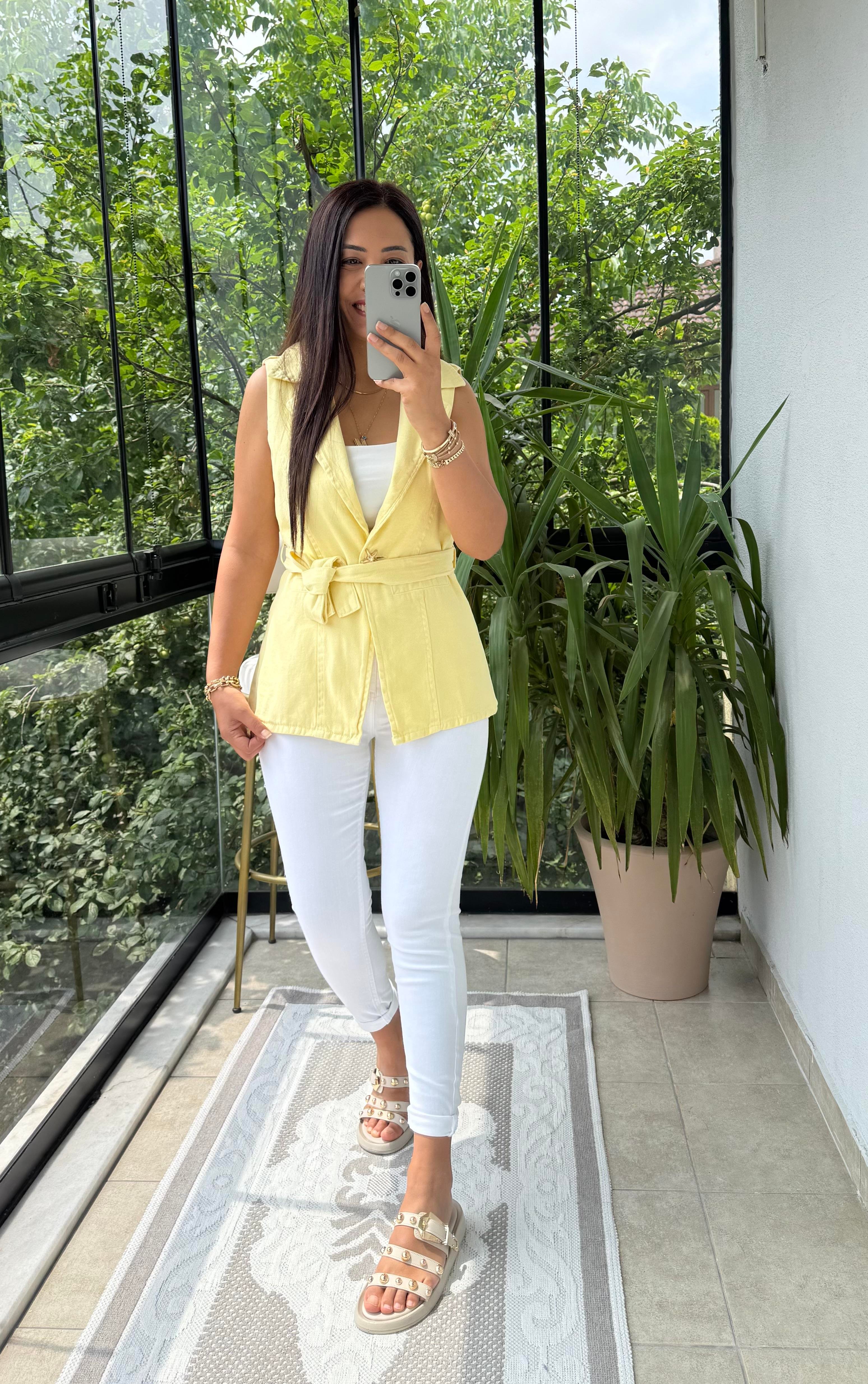 Güneş Düğmeli Gabardin Yelek Sarı