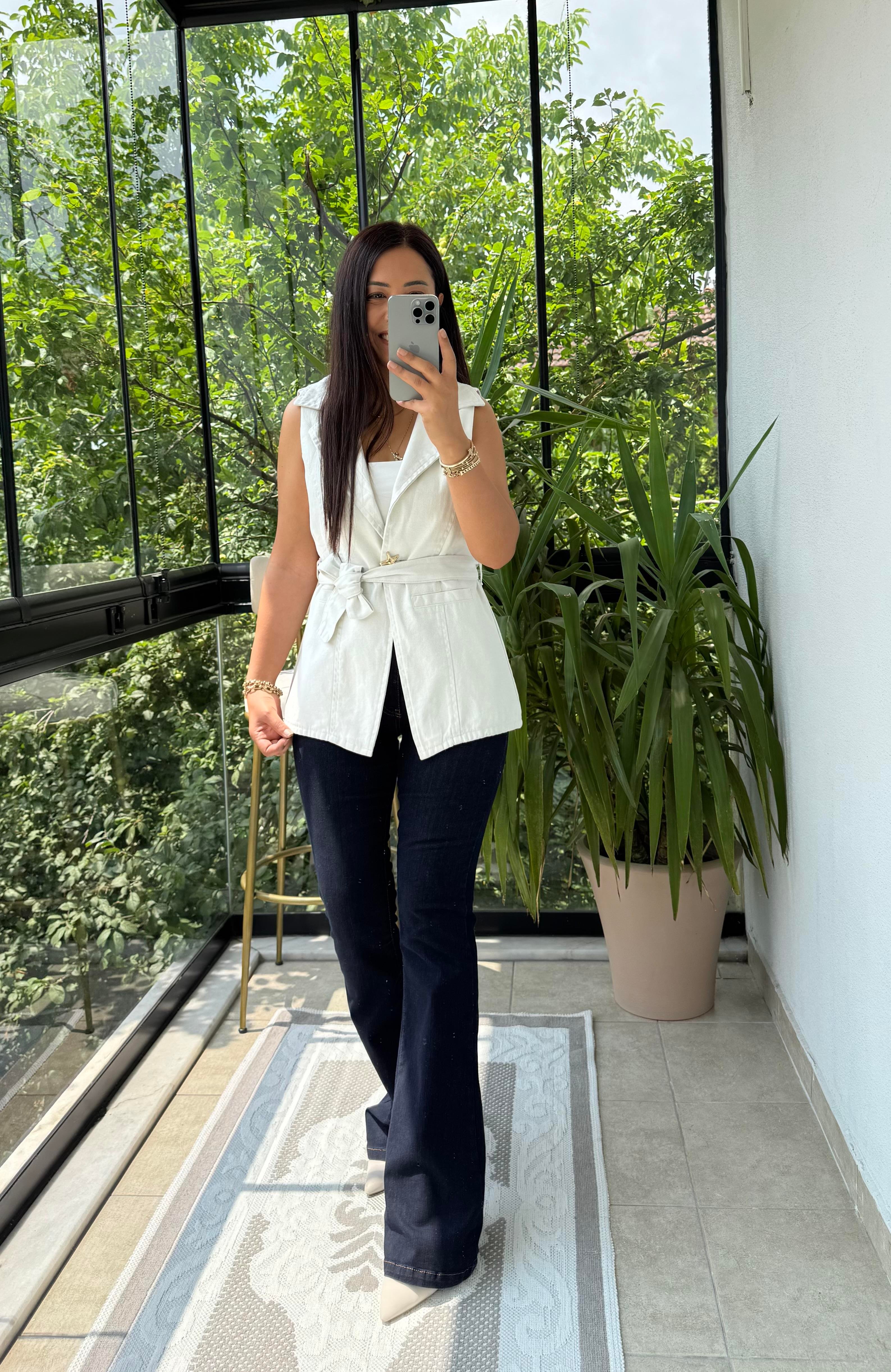 Güneş Düğmeli Gabardin Yelek Taş