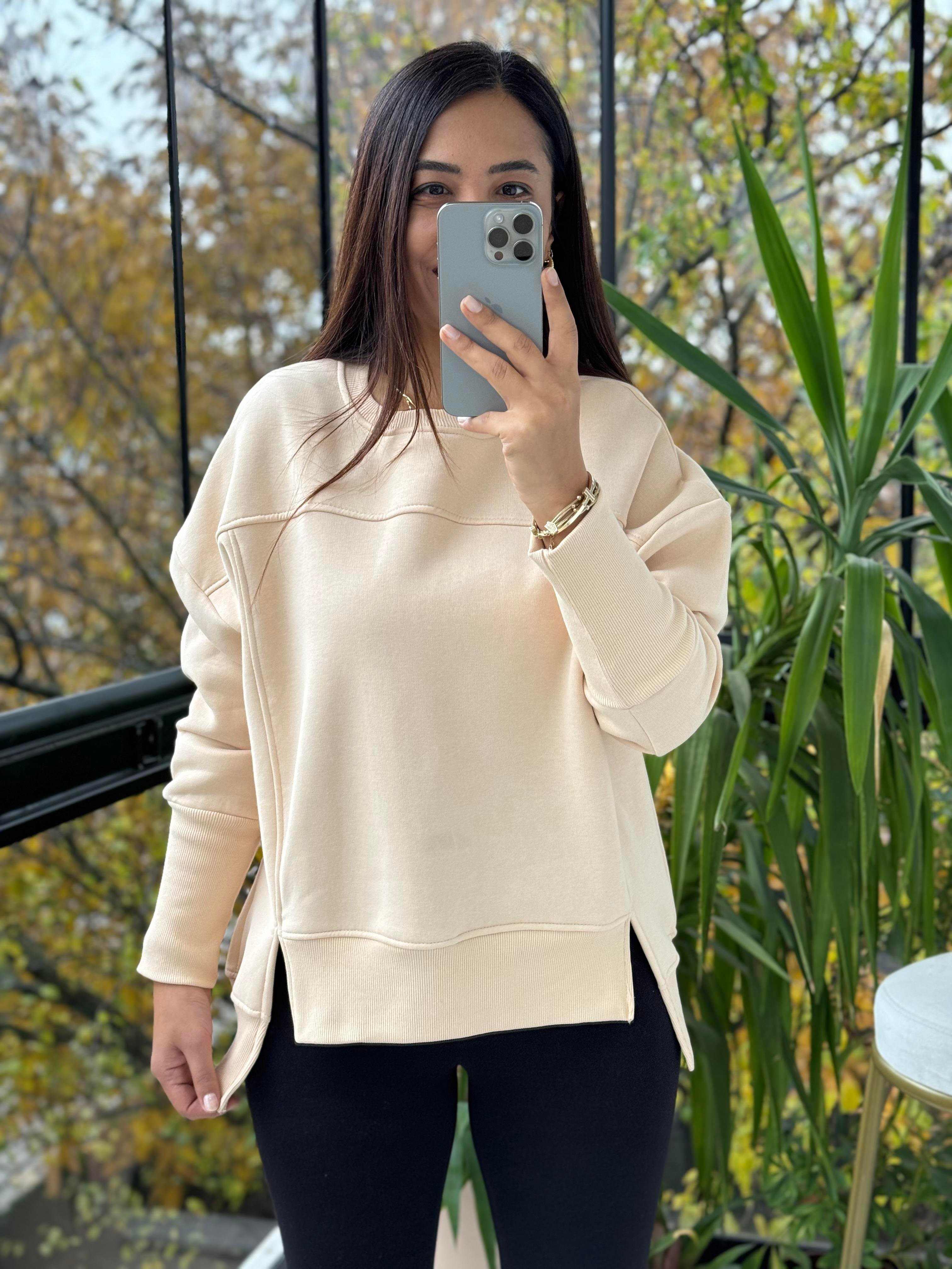 İki Önü Yırtmaçlı Sweatshirt Bej