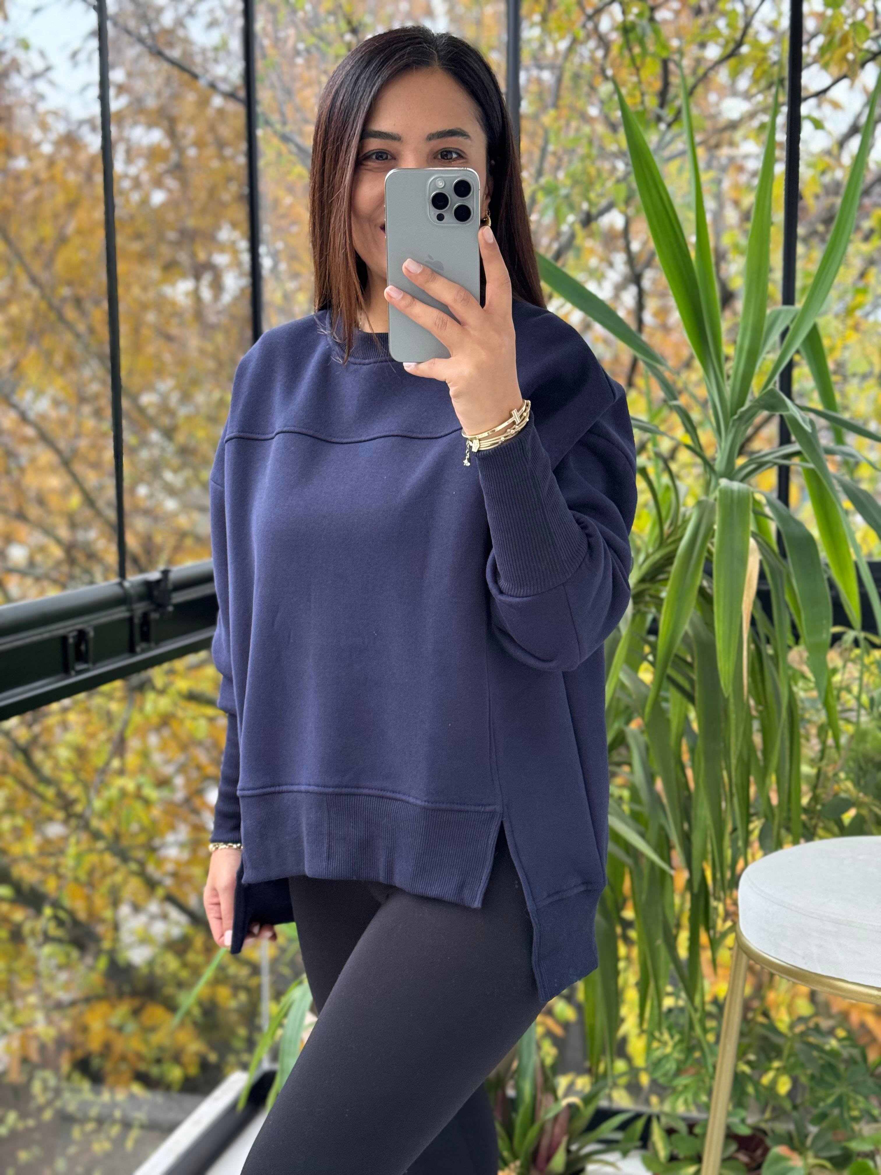 İki Önü Yırtmaçlı Sweatshirt Lacivert