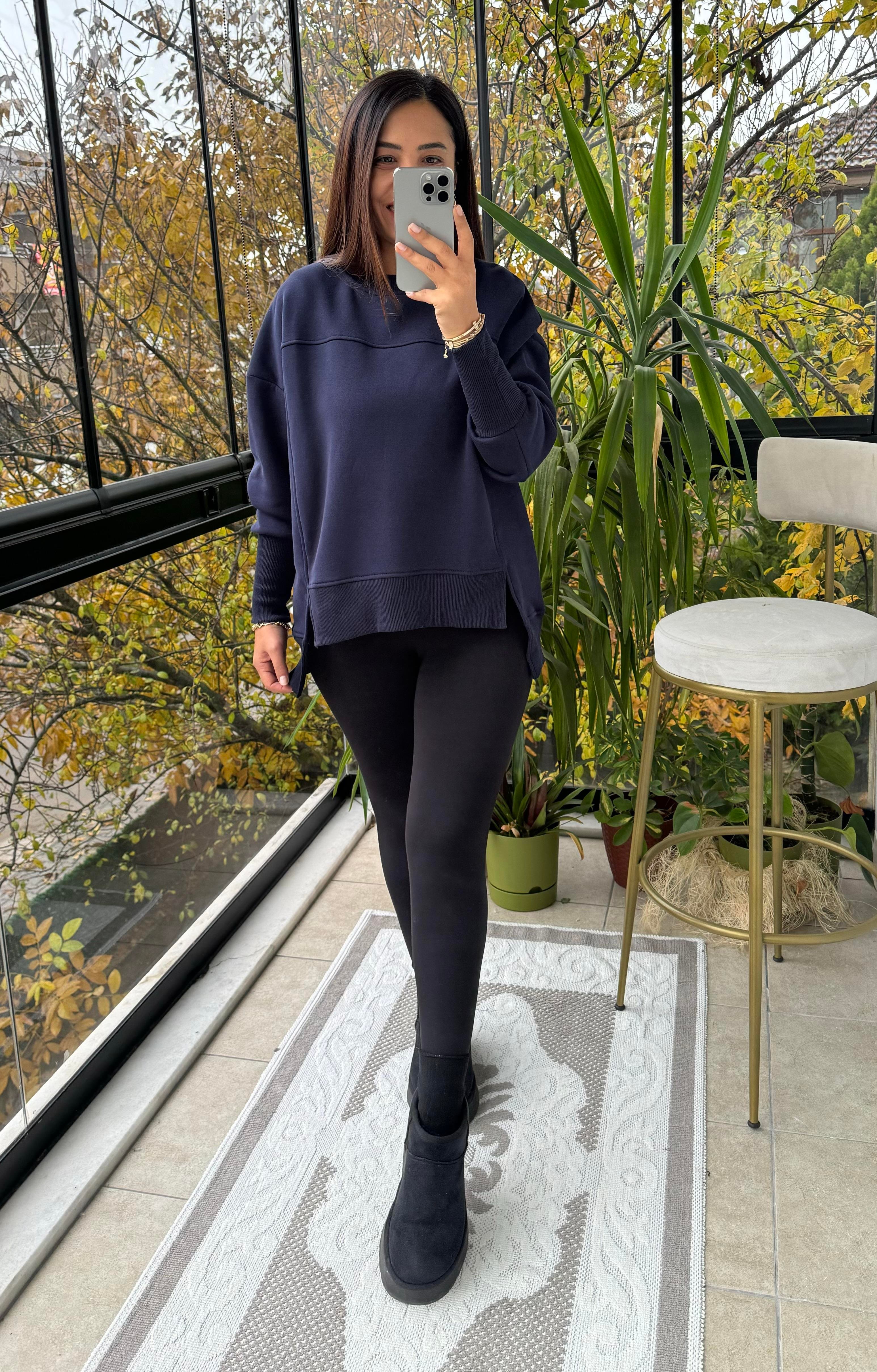 İki Önü Yırtmaçlı Sweatshirt Lacivert