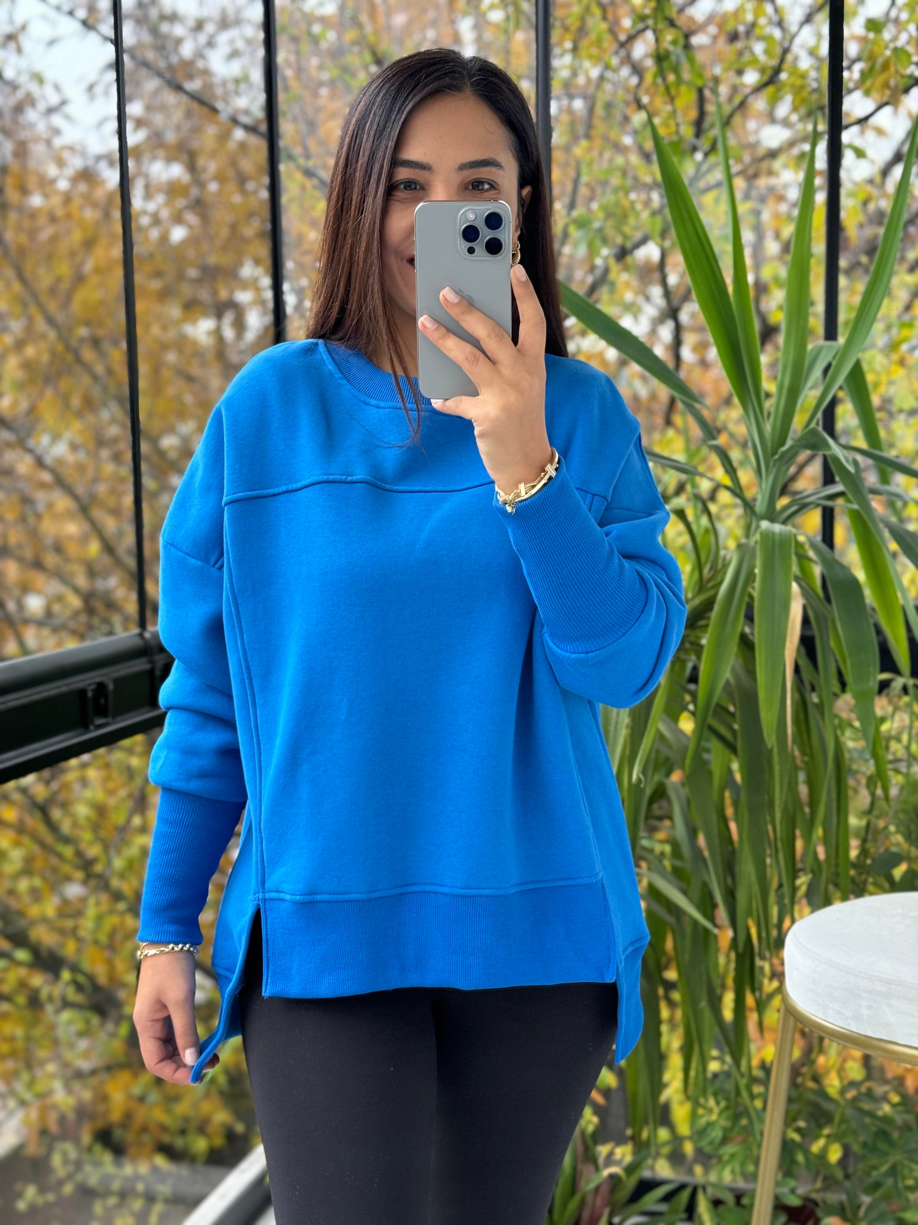 İki Önü Yırtmaçlı Sweatshirt Mavi
