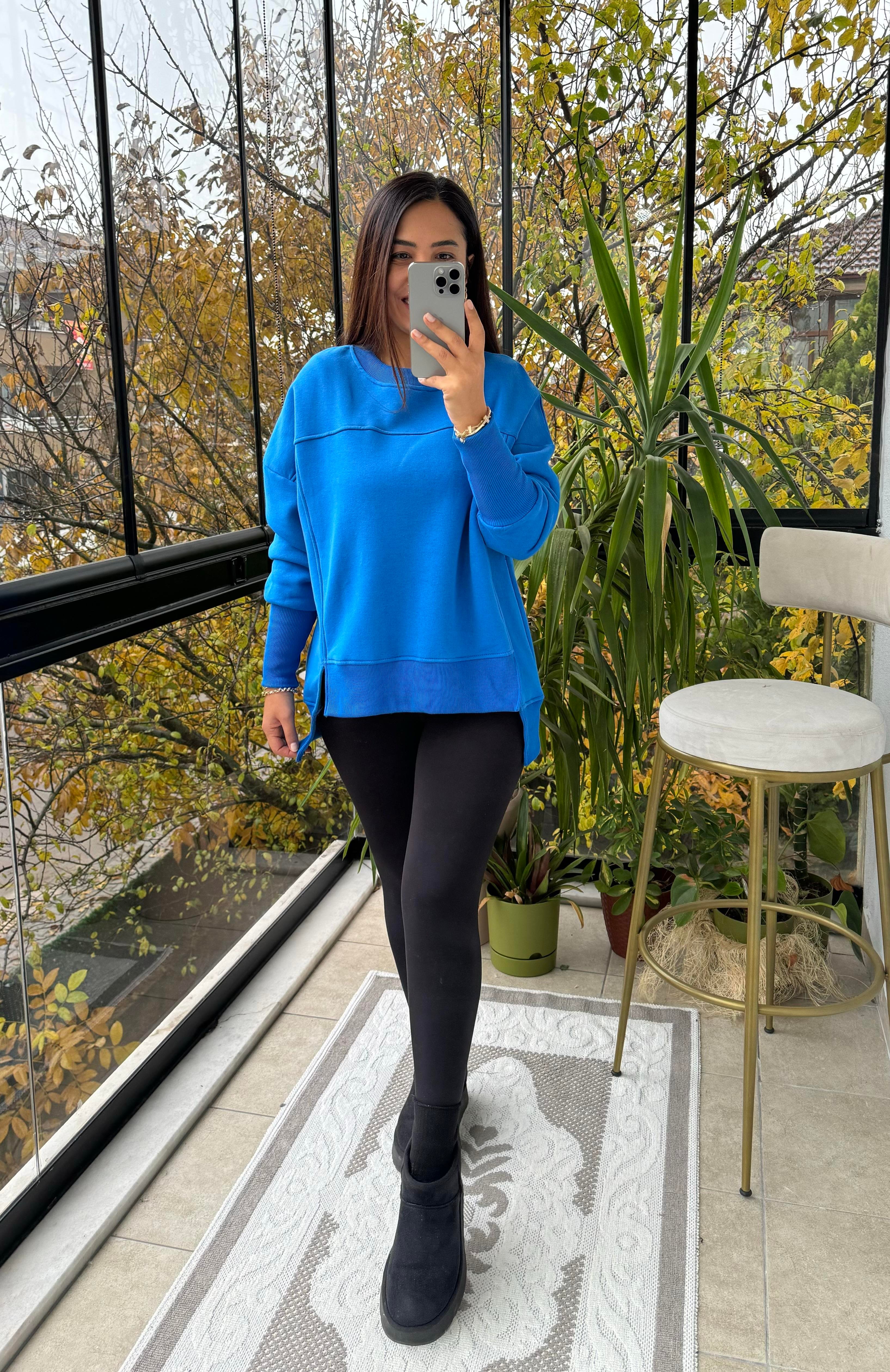 İki Önü Yırtmaçlı Sweatshirt Mavi