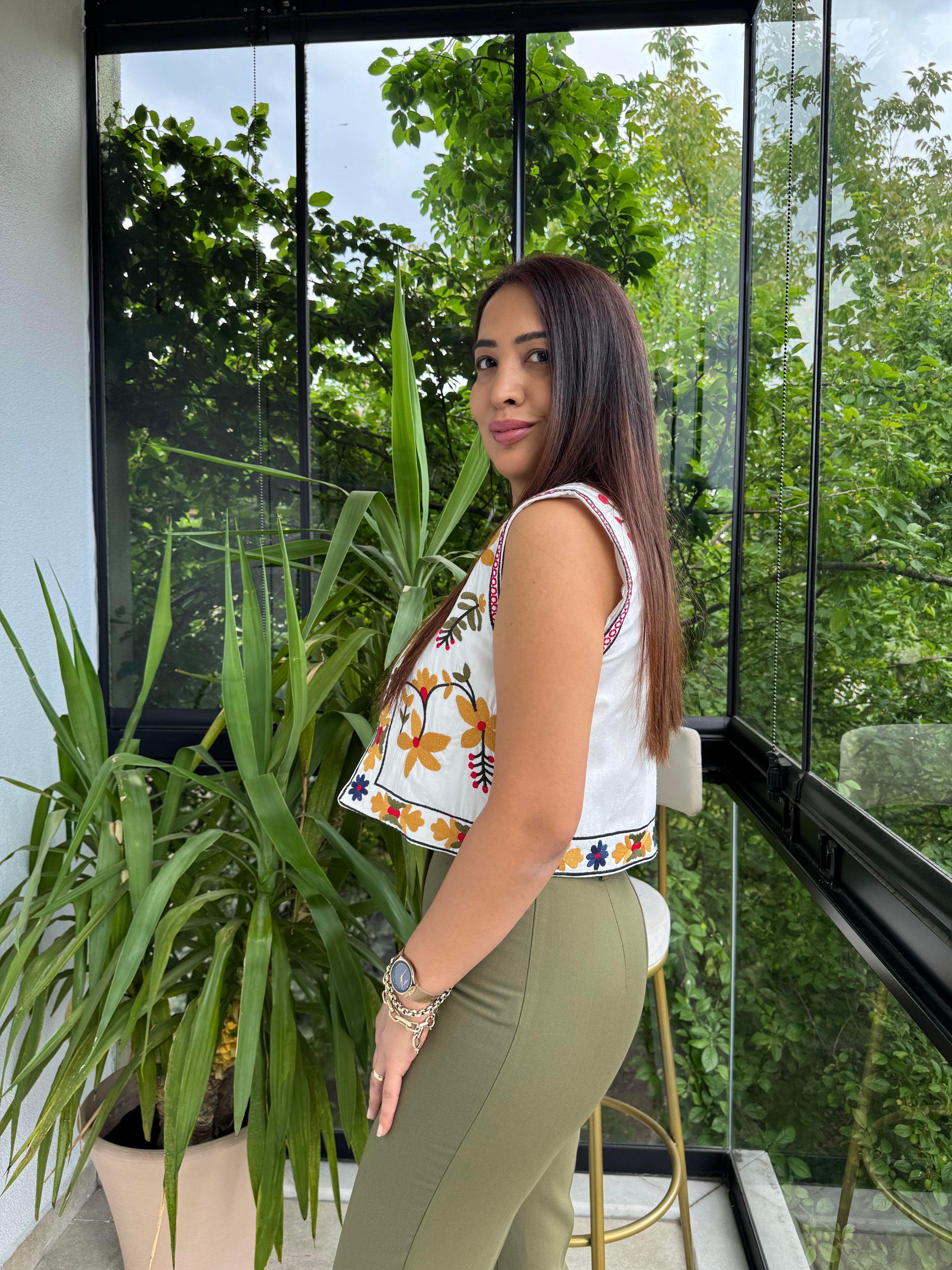 İşlemeli Nakışlı Yelek Hardal