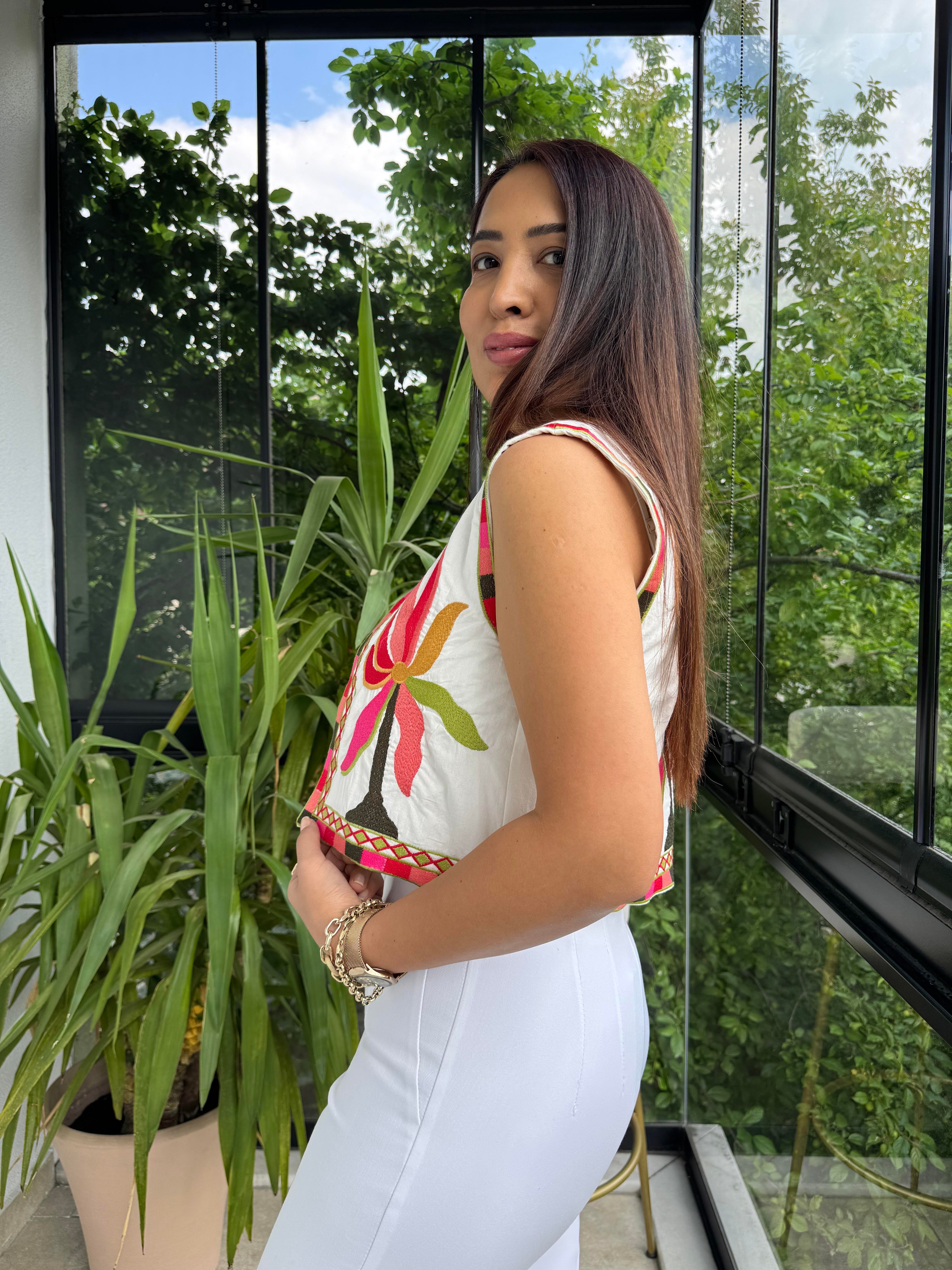 İşlemeli Nakışlı Yelek Pembe