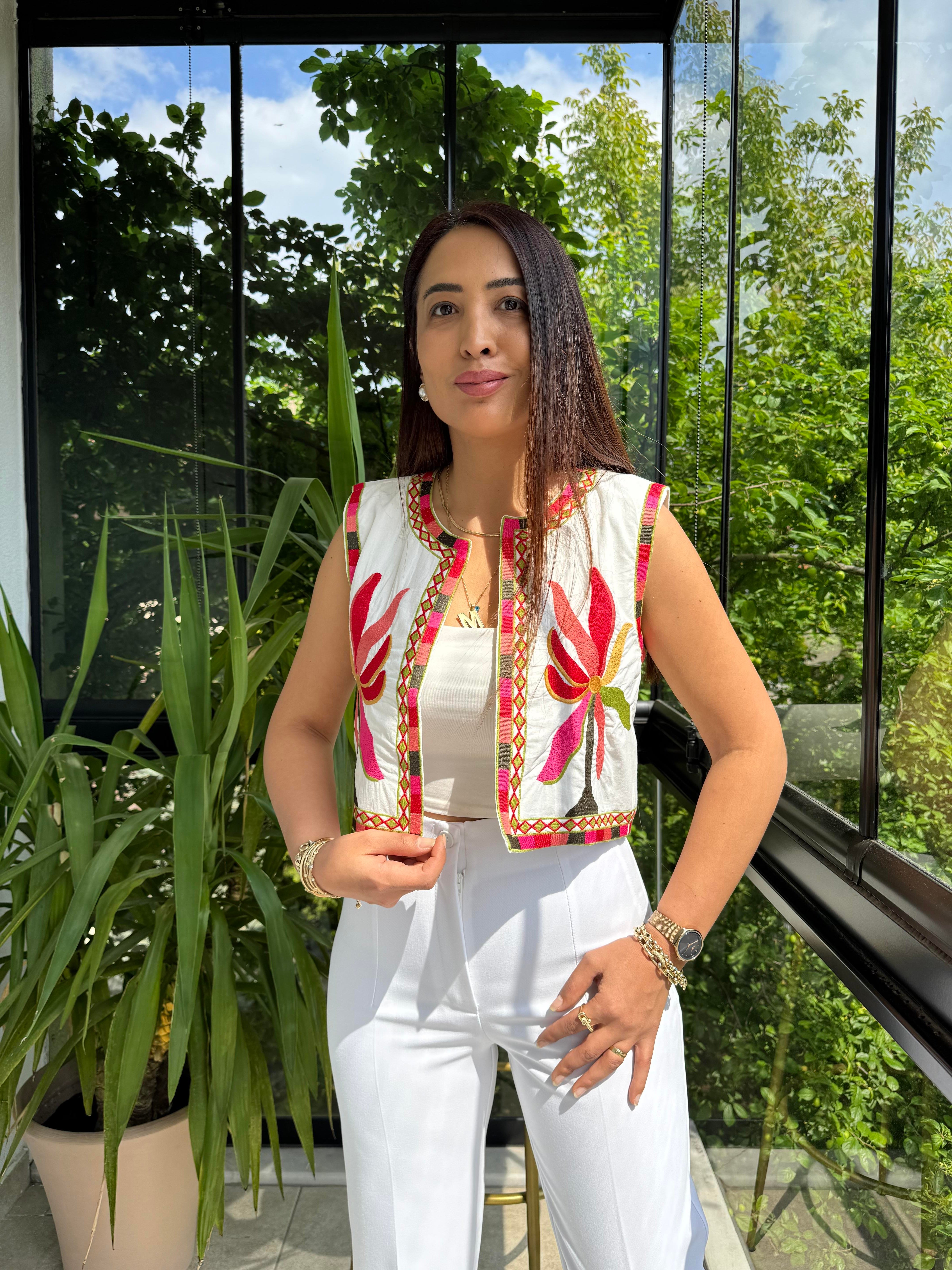 İşlemeli Nakışlı Yelek Pembe