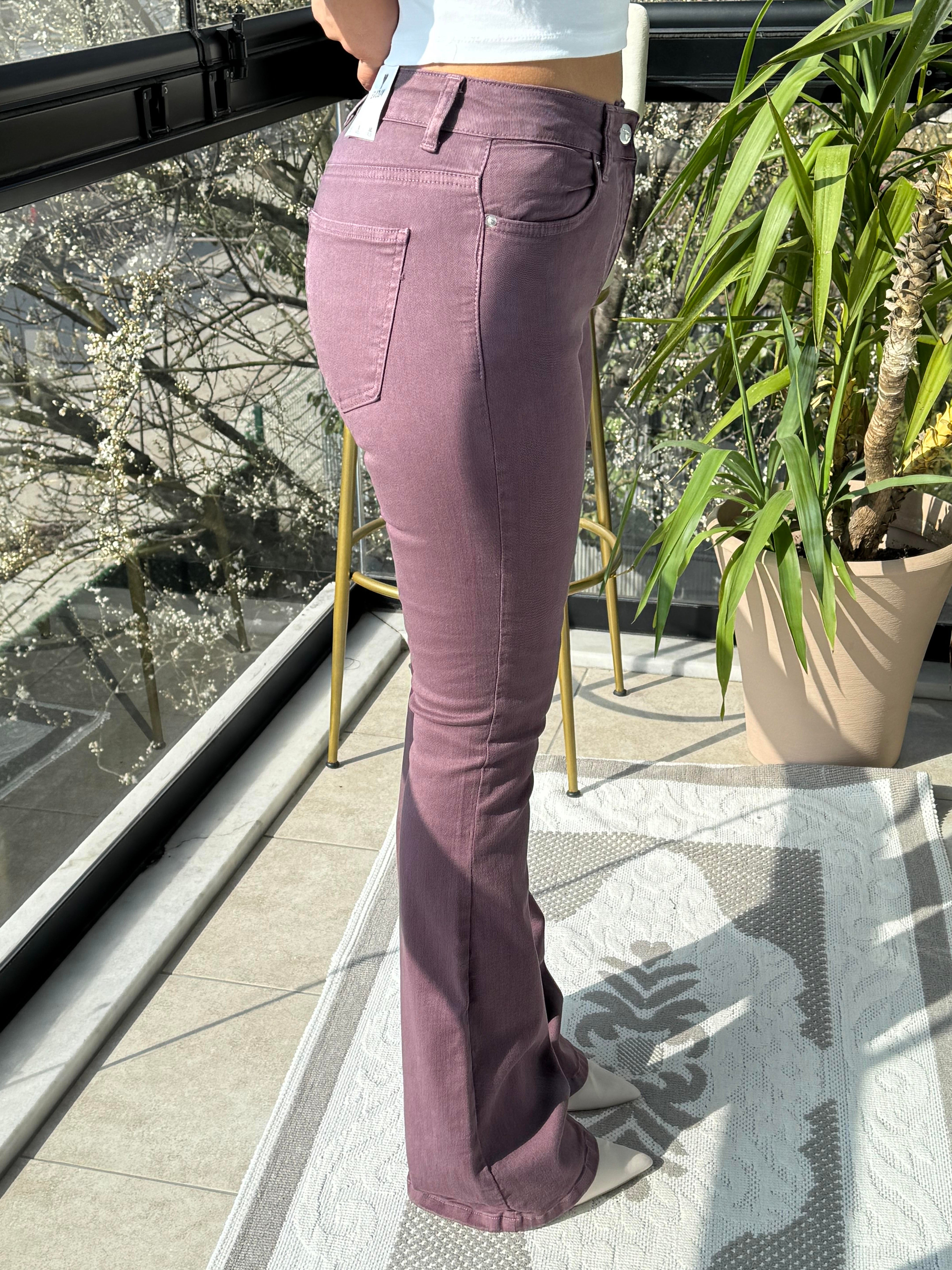 İspanyol Paça Jean Menekşe