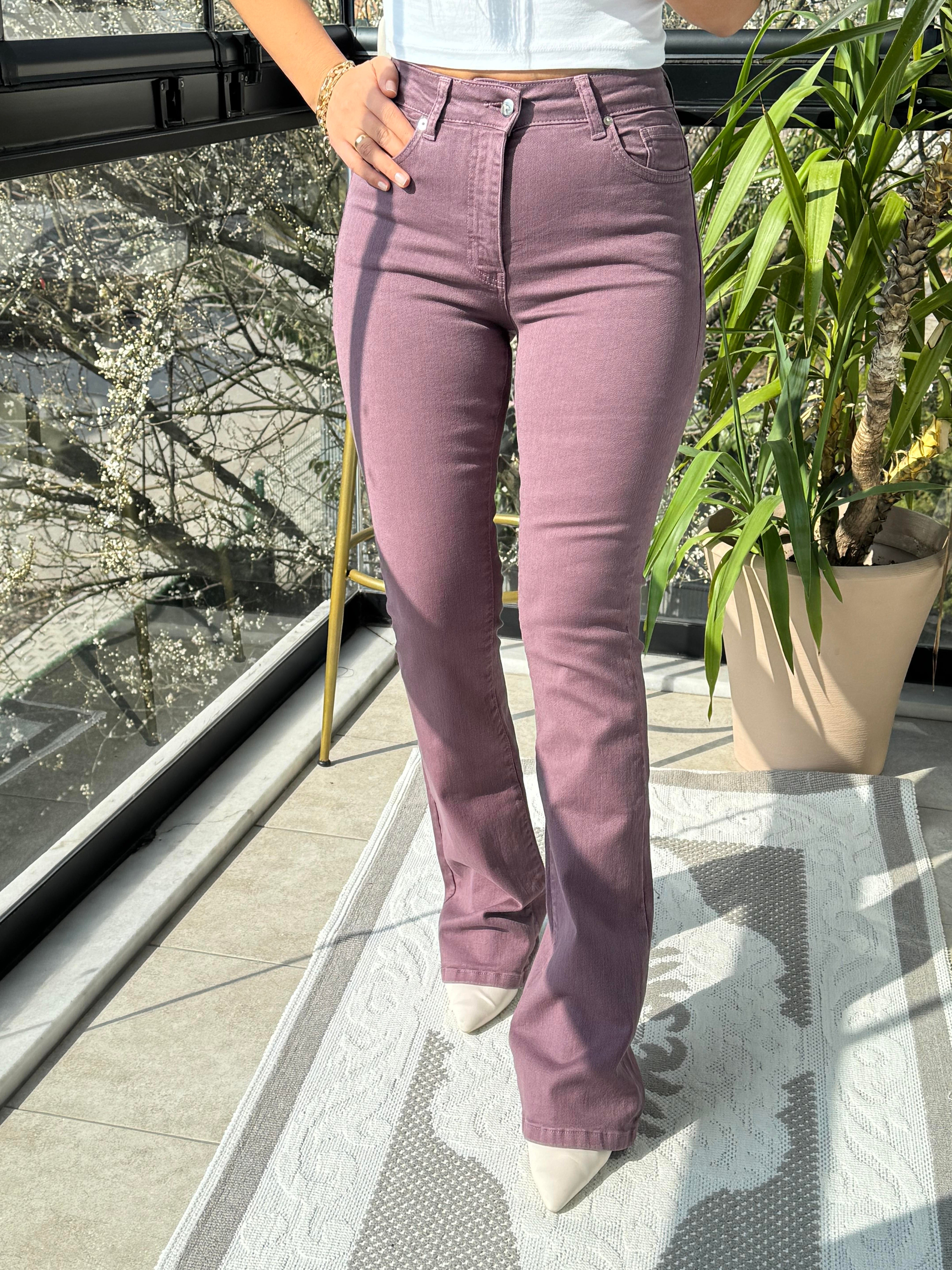 İspanyol Paça Jean Menekşe