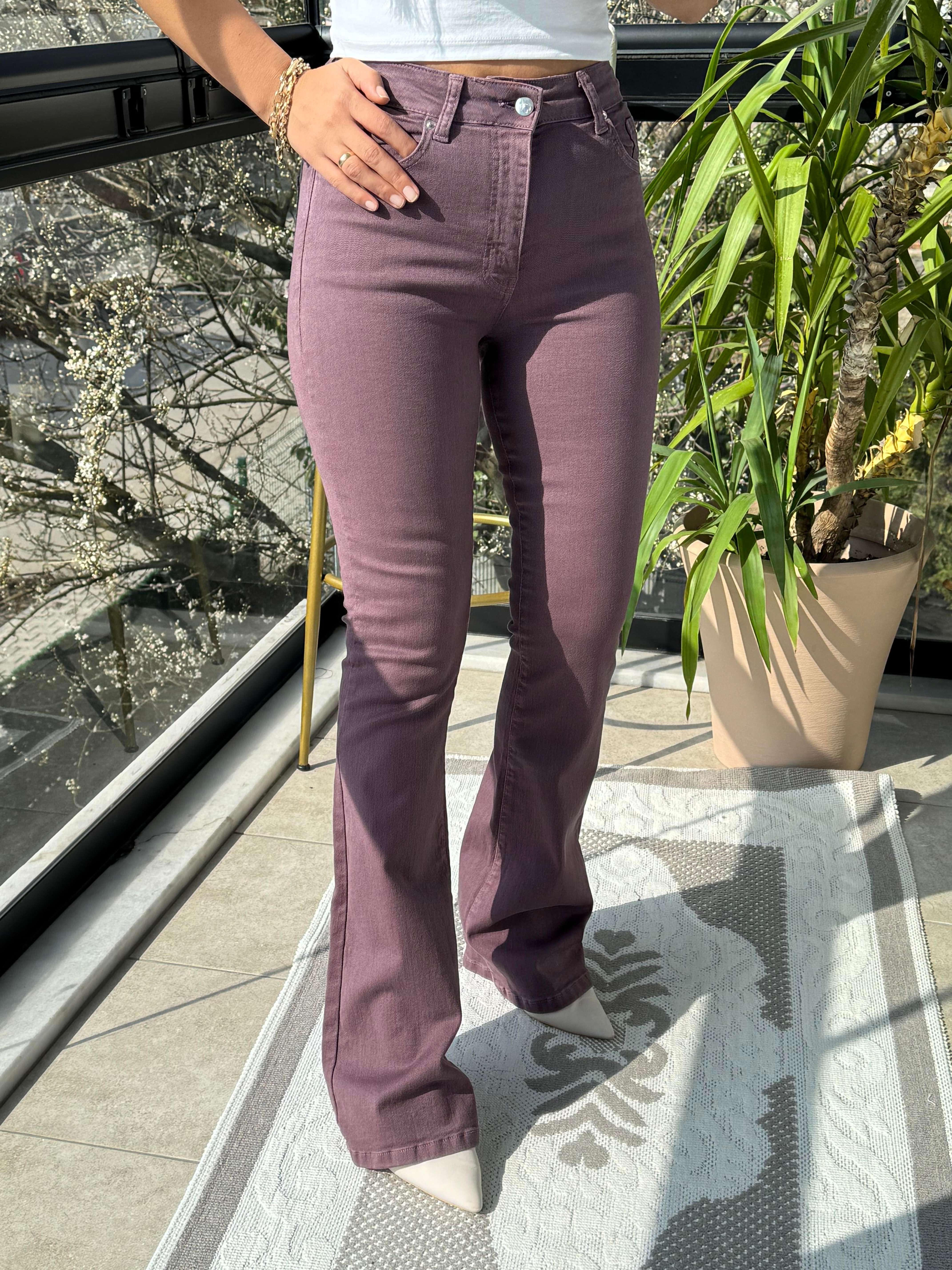 İspanyol Paça Jean Menekşe