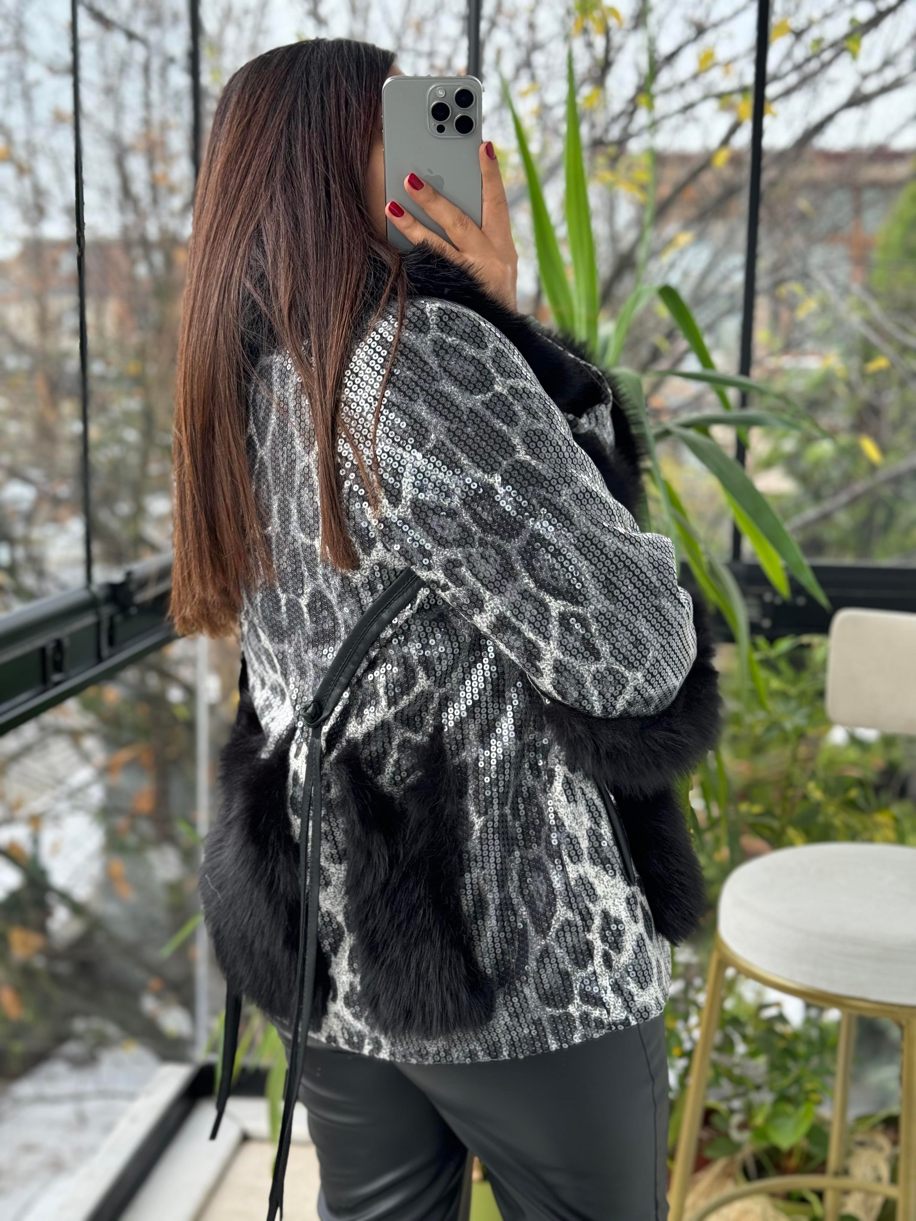 İthal Full Payetli Kürklü Mont Siyah