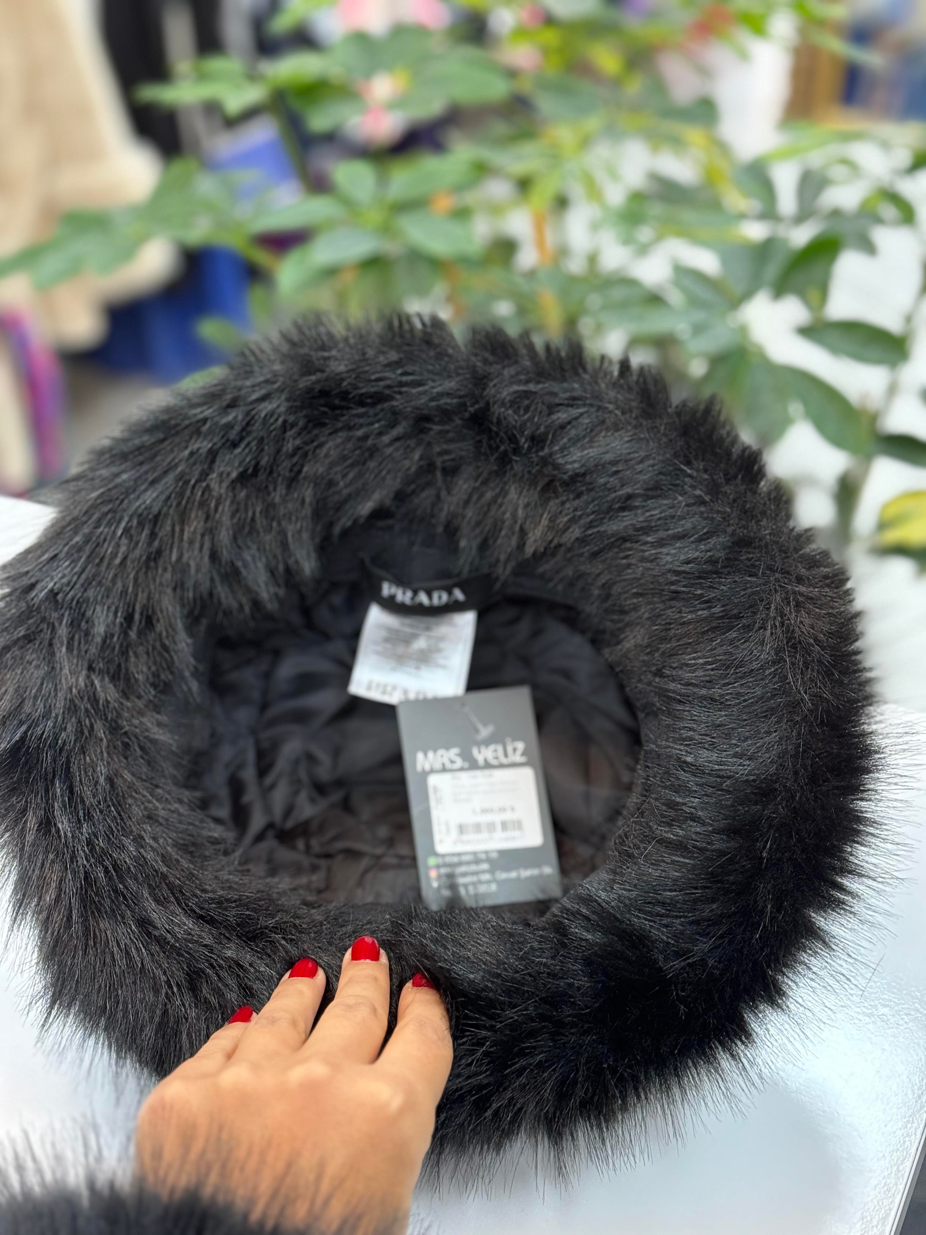 İthal Kapitone Prada Şapka Siyah