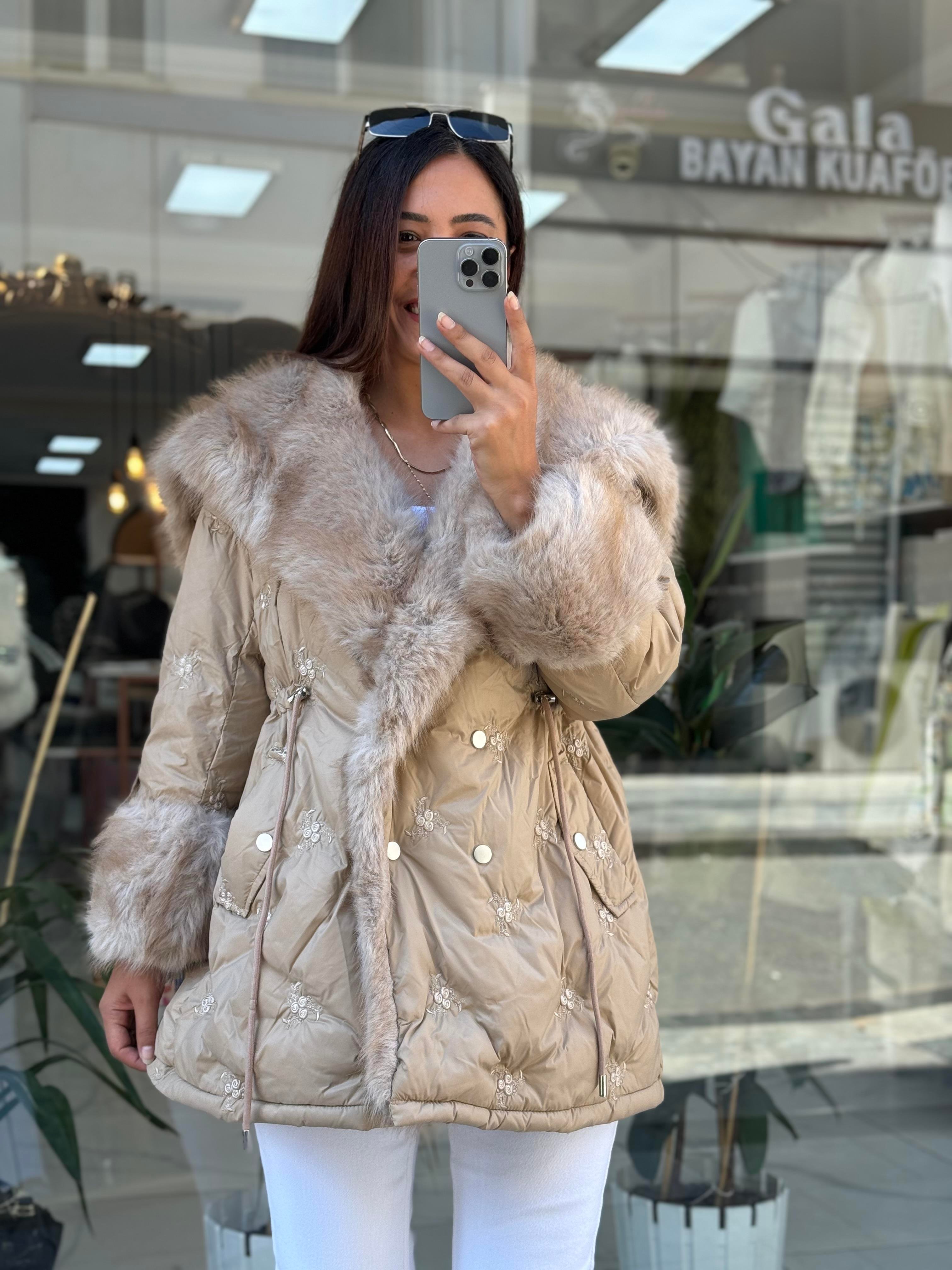 İthal Kürk Detaylı Mont Bej