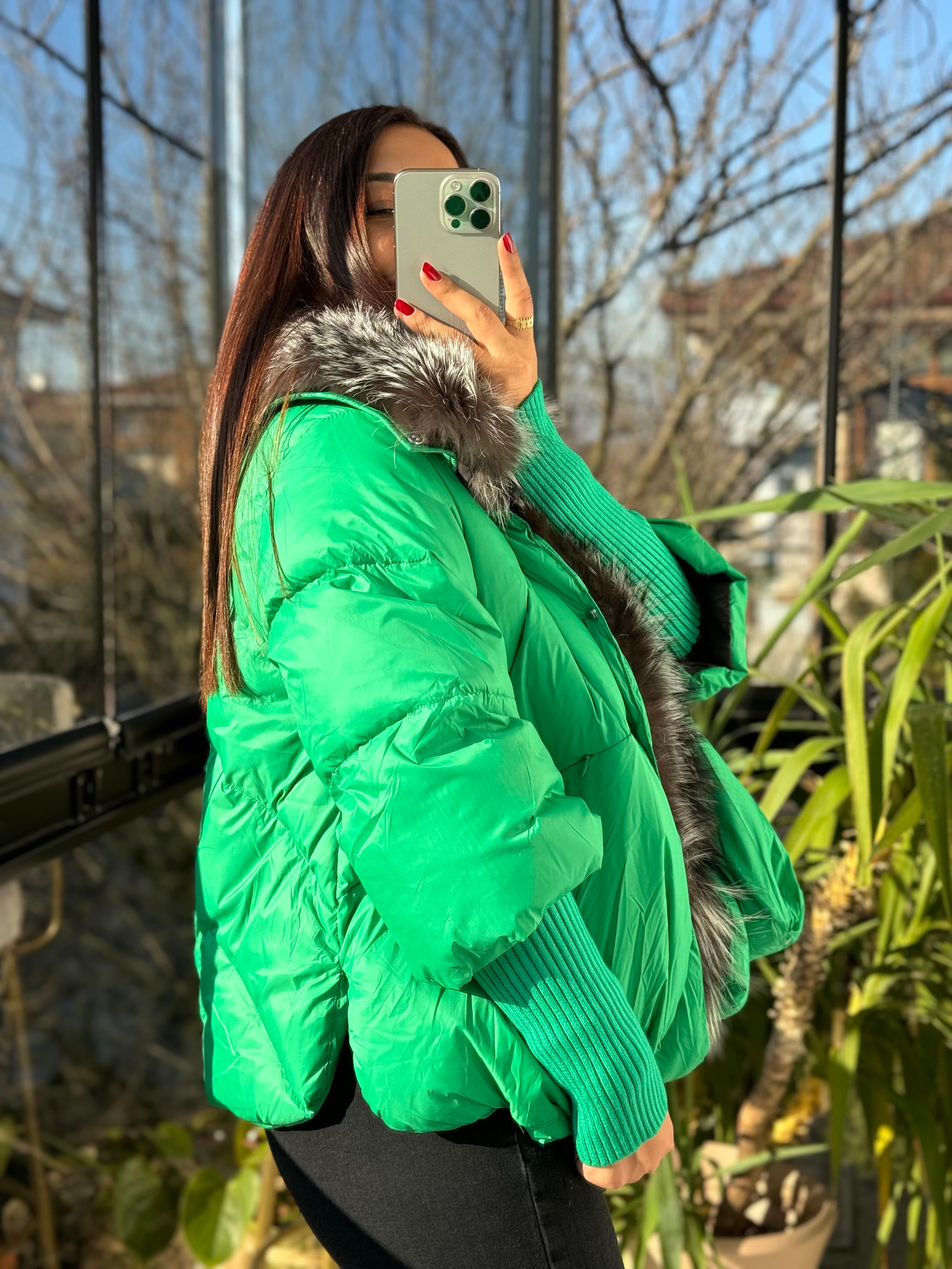 İthal Kürklü Kol Detaylı Şişme Mont Yeşil