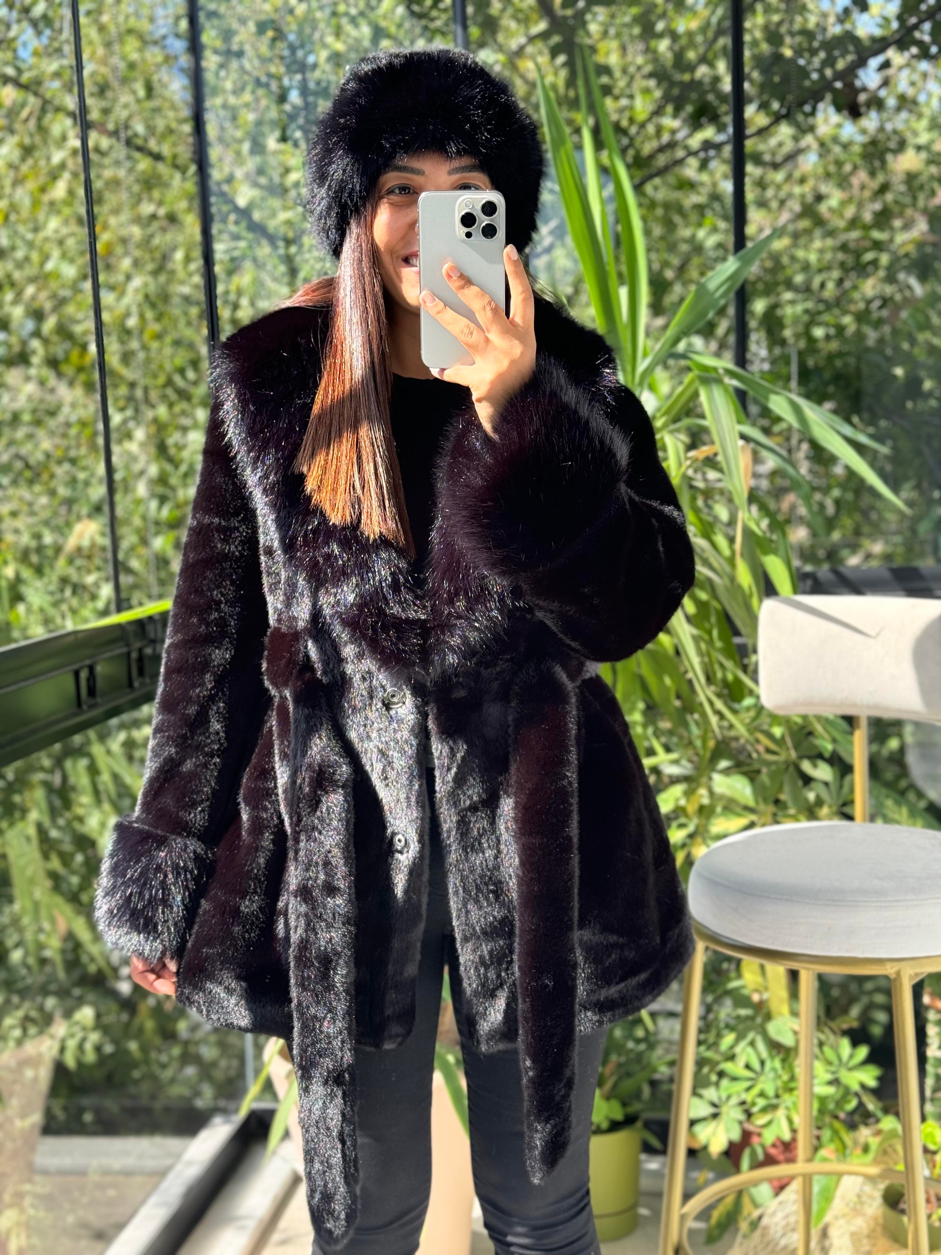 İthal Kuşaklı Kürk Siyah