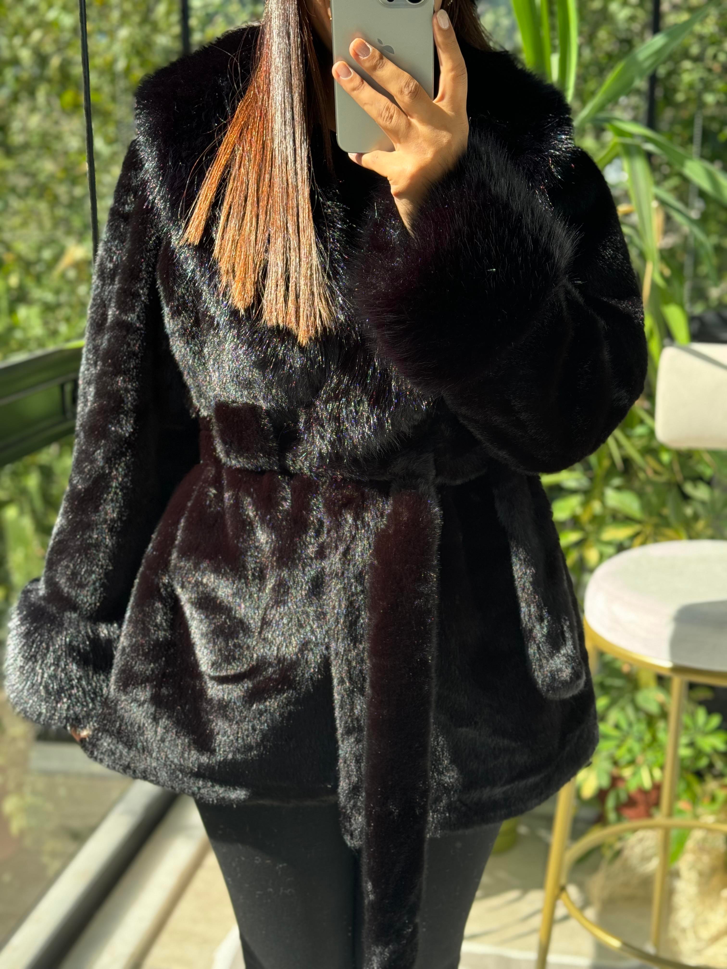 İthal Kuşaklı Kürk Siyah