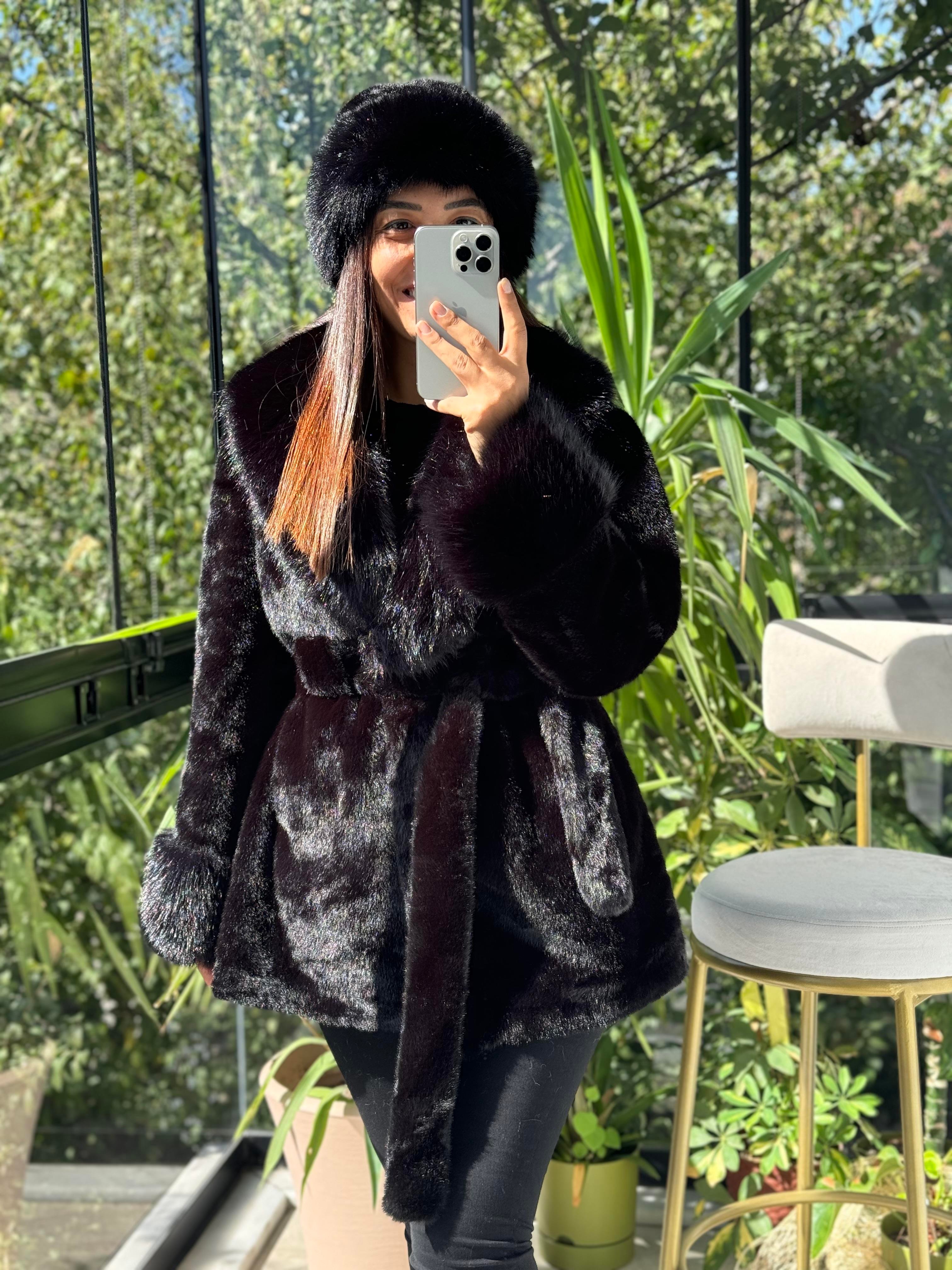 İthal Kuşaklı Kürk Siyah