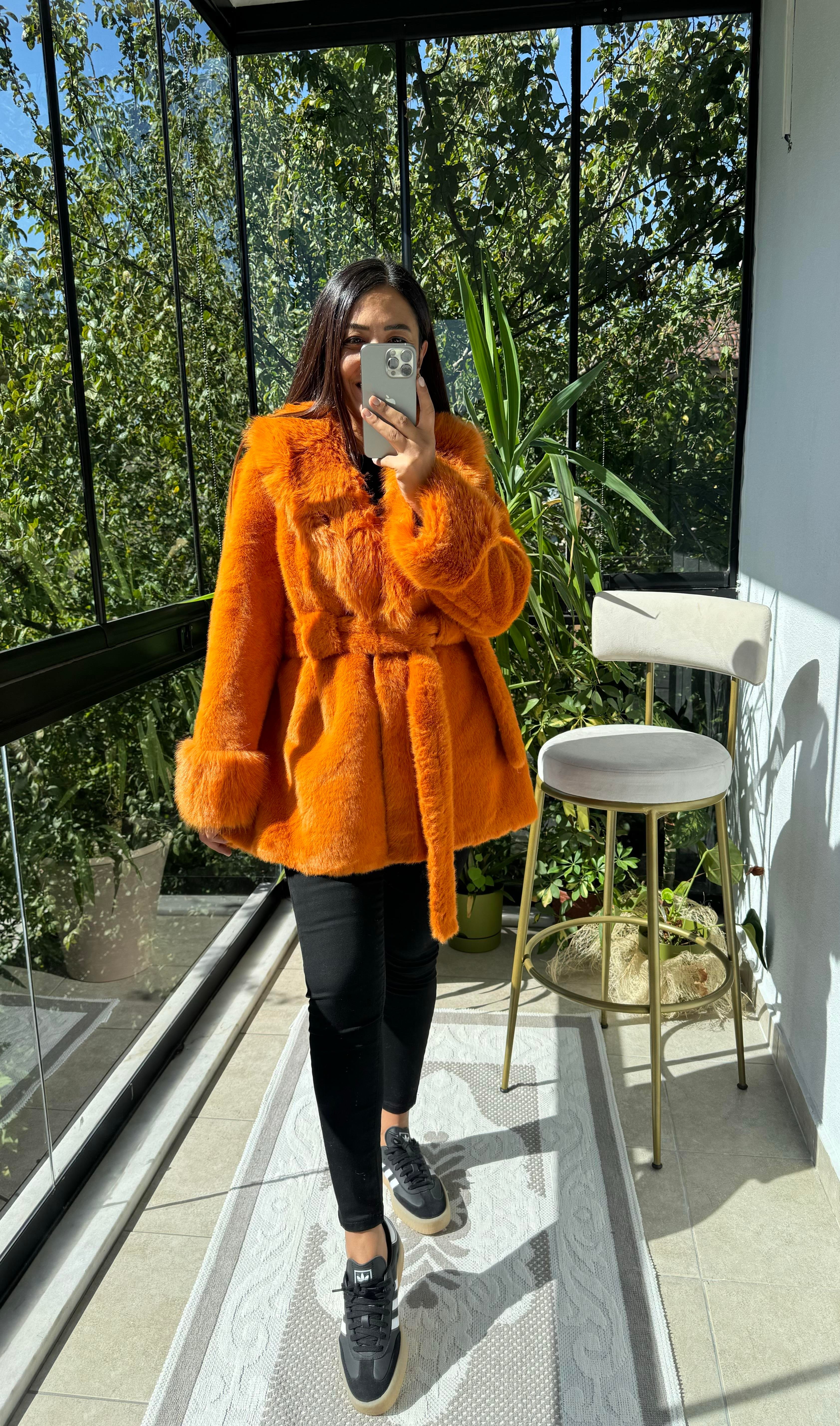 İthal Kuşaklı Kürk Turuncu