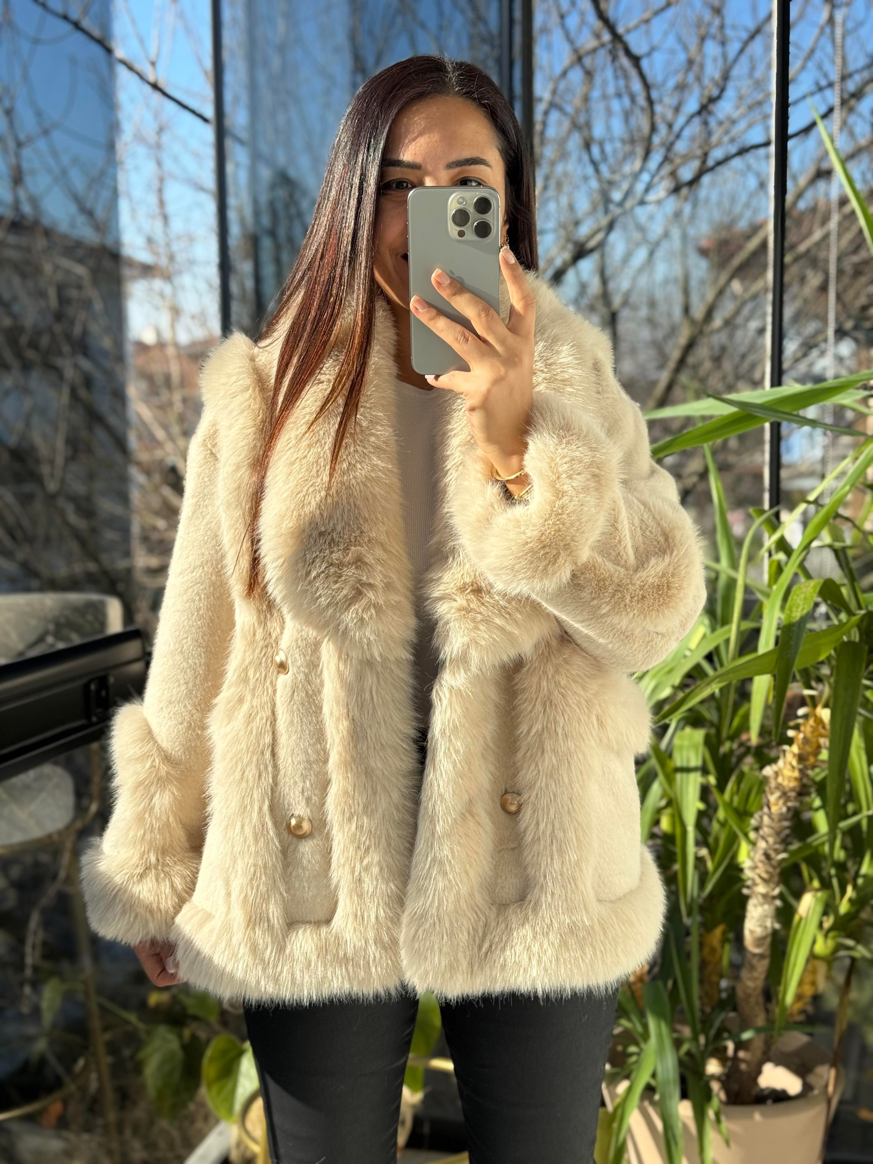 İthal Önü Cepli Kürk Mont Bej